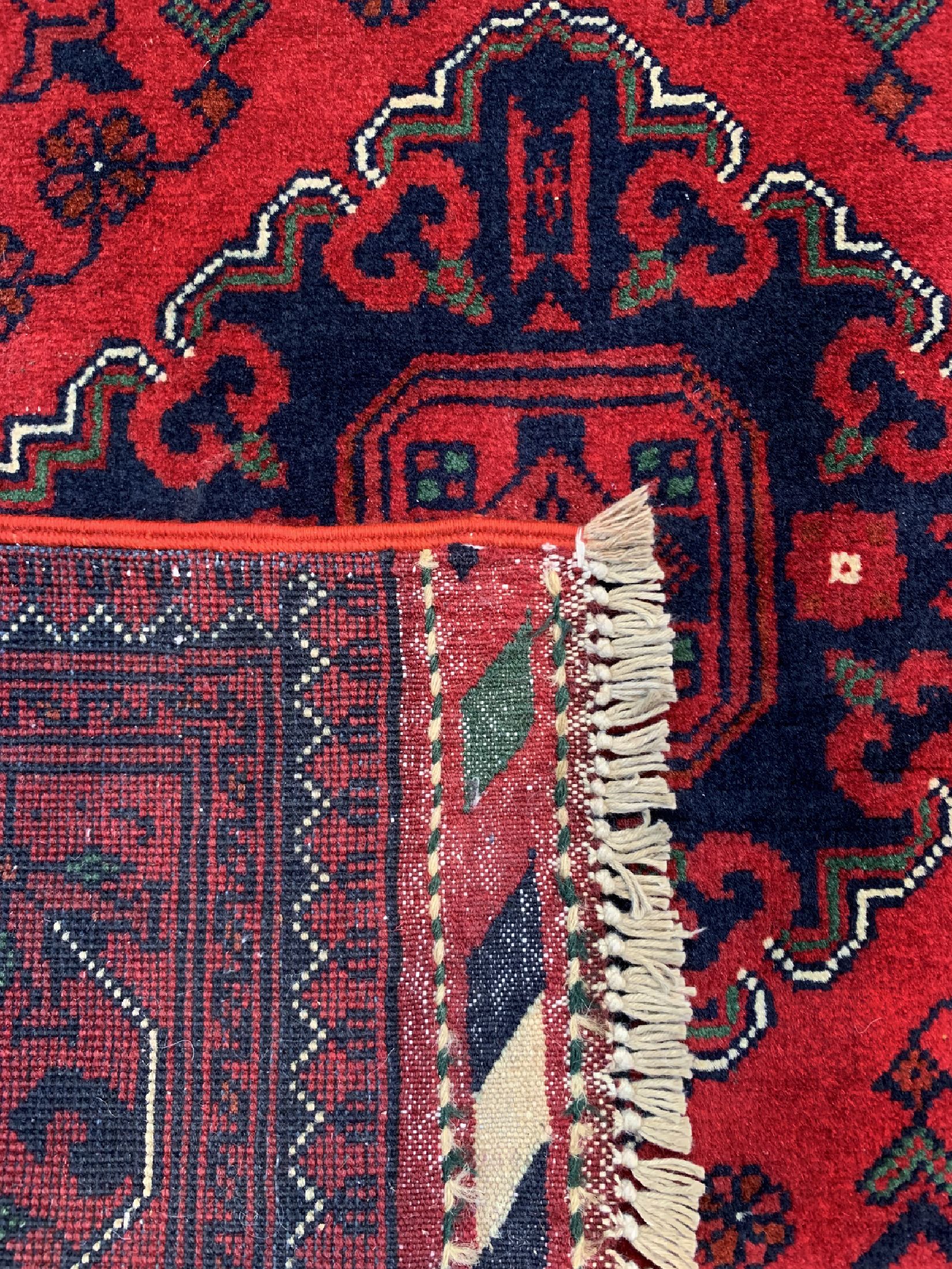 Detail d: Khalmohammadi fein, Afghanistan, ca. 30 Jahre, Korkwolle auf Wille, ca. 214 x 95 cm, EHZ: 1-2