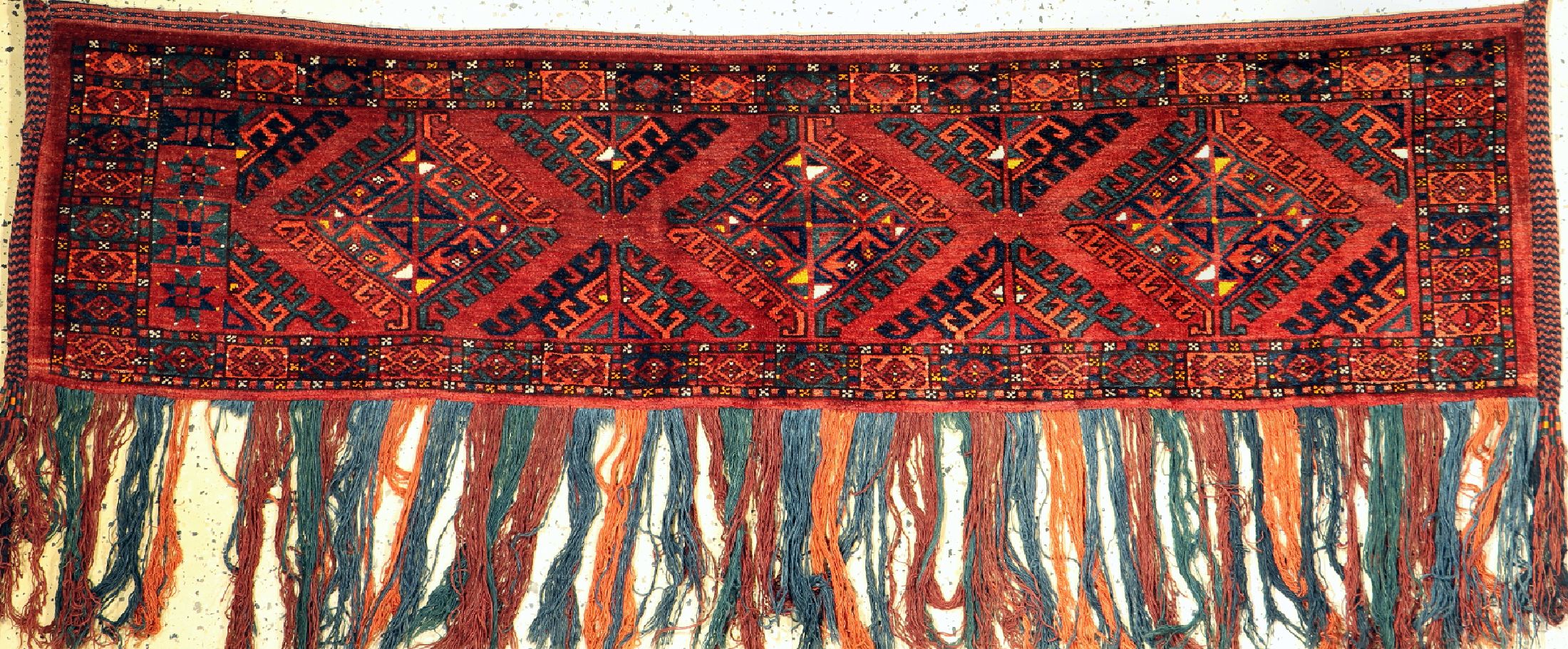 Ersari Torba, Afghanistan, um 1930, Wolle auf Wolle, ca. 205 x 50 cm, EHZ: 2