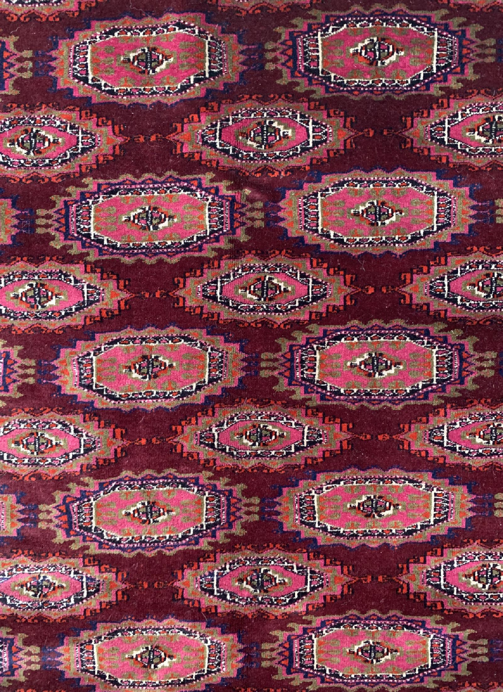 Detail c: Buchara alt, Rußland, um 1970, Wolle auf Wolle, ca. 285 x 210 cm, EHZ: 2