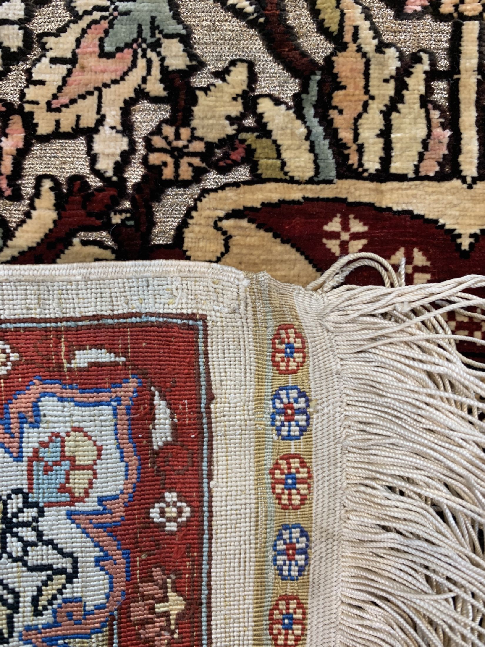 Detail f: Hereke Seide fein, Türkei, signiert(Özipek), um 1960, reine Naturseide, ca. 98 x 63 cm, ca. 1,0 Mio. Kn/qm, EHZ: 1
