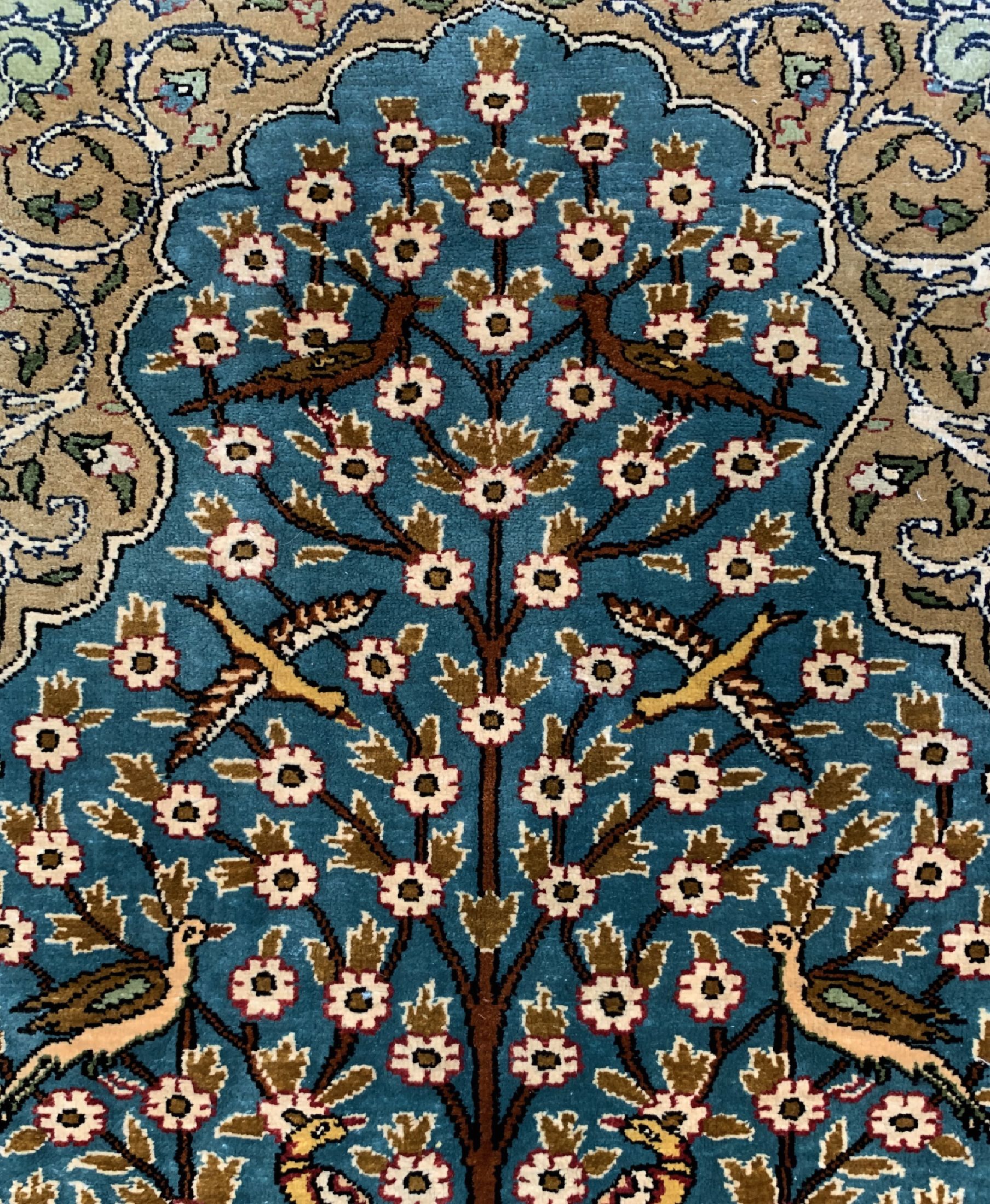Detail c: Kayseri Seide, Türkei, um 1970, reine Naturseide, ca. 90 x 62 cm, EHZ: 1