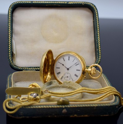 Emaillierte Damensavonette mit langer Schieber-Kette in GG 750/000, Schweiz um 1870, schweres 3-Deckel Goldgeh., beide Deckel blau emailliert, teils ...