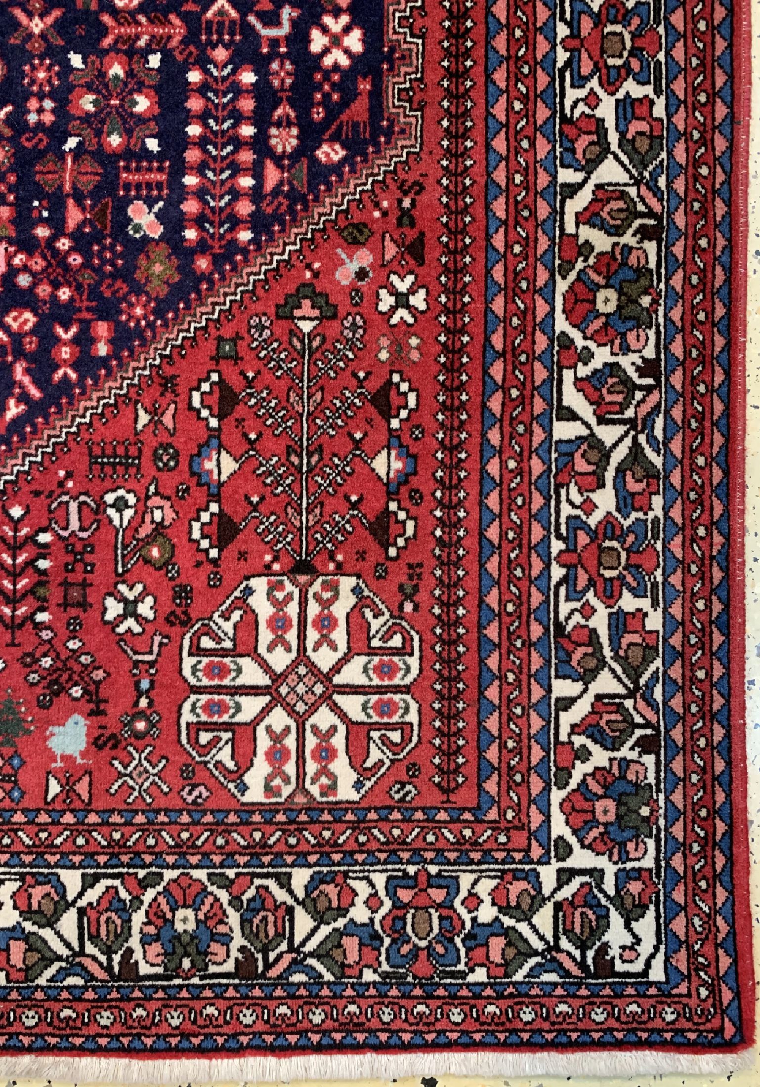 Detail a: Abadeh fein, Persien, ca. 40 Jahre, Korkwolle auf Baumwolle, ca. 202 x 155 cm, EHZ: 2