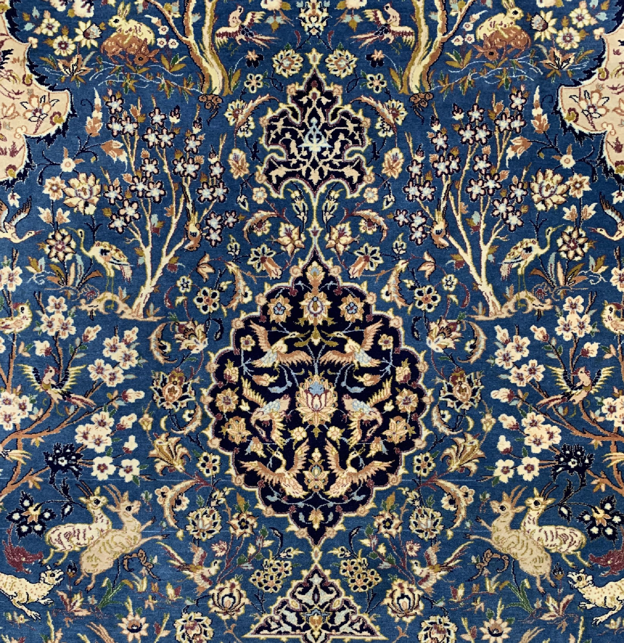 Detail c: Esfahan fein, Persien, um 1950, Korkwolle mit und auf Seide, ca. 232 x 153 cm, ca. 1,0 Mio. Kn/qm, EHZ: 1-2