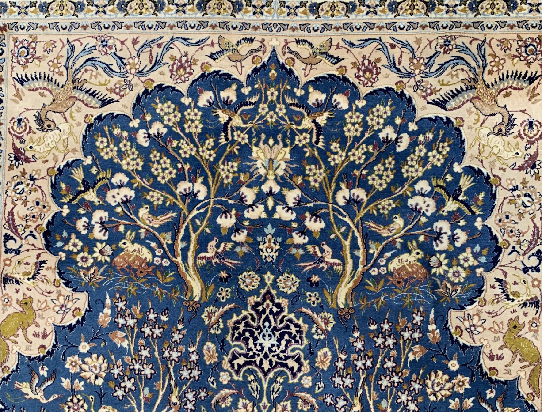 Detail d: Esfahan fein, Persien, um 1950, Korkwolle mit und auf Seide, ca. 232 x 153 cm, ca. 1,0 Mio. Kn/qm, EHZ: 1-2