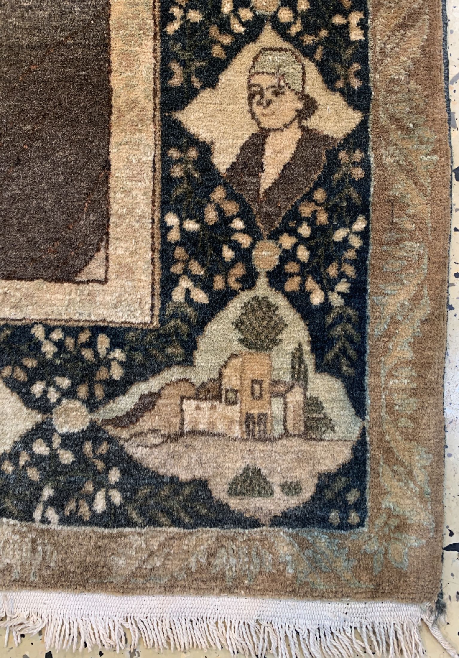 Detail e: Täbriz"Avicenna beim unterrichten", Persien, um 1950, Korkwolle auf Baumwolle, ca.210 x 137cm, EHZ: 1-2.(Madjlese Abu Ali Sina).