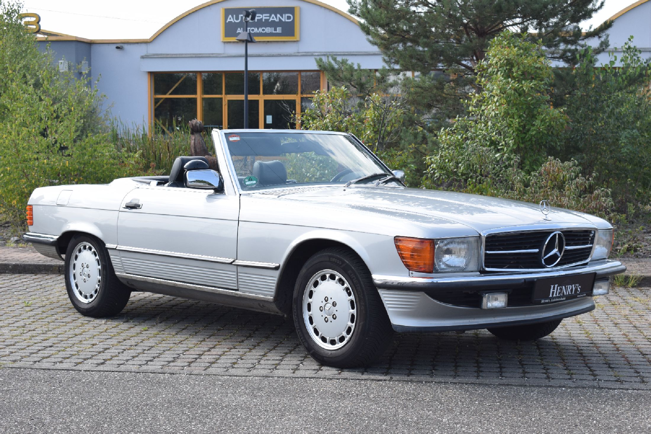 Mercedes-Benz 300 SL, EZ 10/1986, Fahrgestellnummer: WDB1070411A055535, deutsche Erstauslieferung, 2. Hand, Laufleistung ca. 182.500 km abgelesen, HU ...