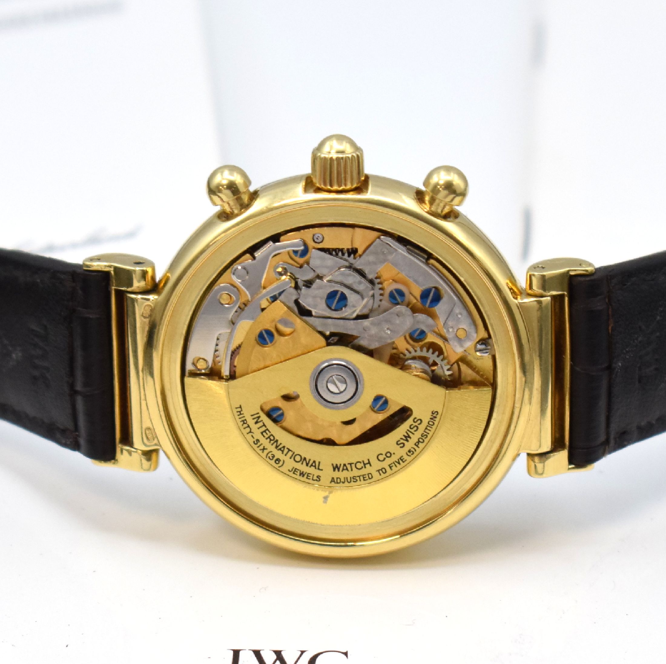 Detail f: IWC astronomische Herrenarmbanduhr Da Vinci mit ewigem Kalender und Chronograph Ref. 3750, Schweiz um 1990, Automatik, 2-teil. Geh., Boden aufgedr., ...