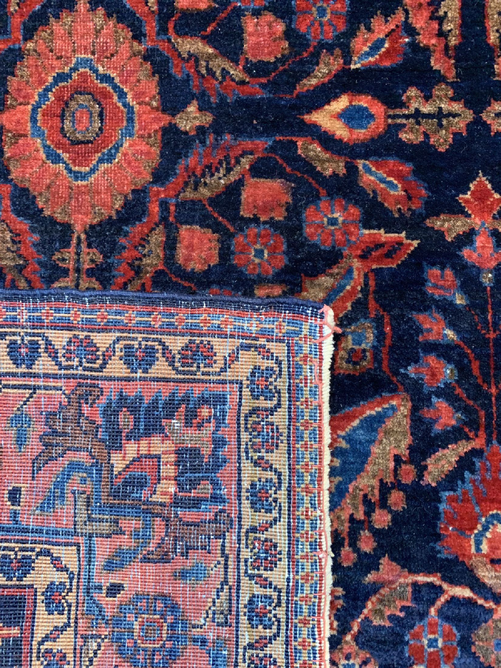 Detail c: Antiker Sarogh Farahan, Persien, um 1900, Wolle auf Baumwolle, ca. 203 x 124 cm, EHZ: 3(Morsch)