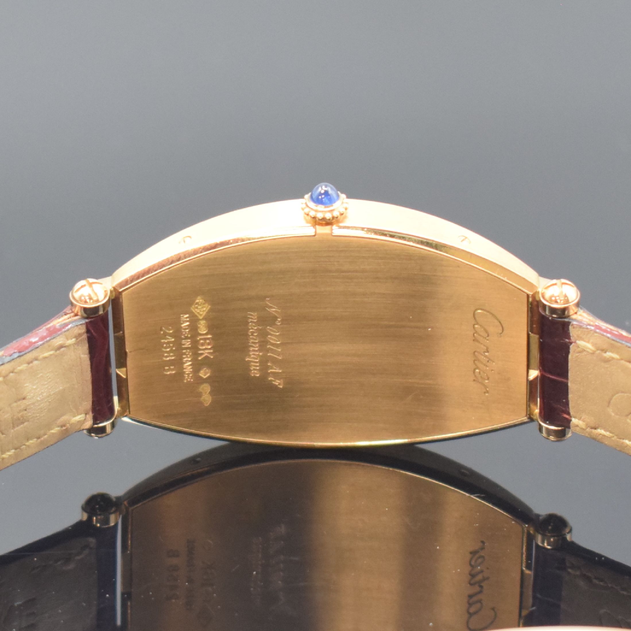 Detail d: CARTIER Paris Collection Prive - Tonneau Armbanduhr in RoseG 750/000 Referenz 2458 B, Schweiz um 2005, Handaufzug, gewölbtes 2- teil. Gehäuse ...