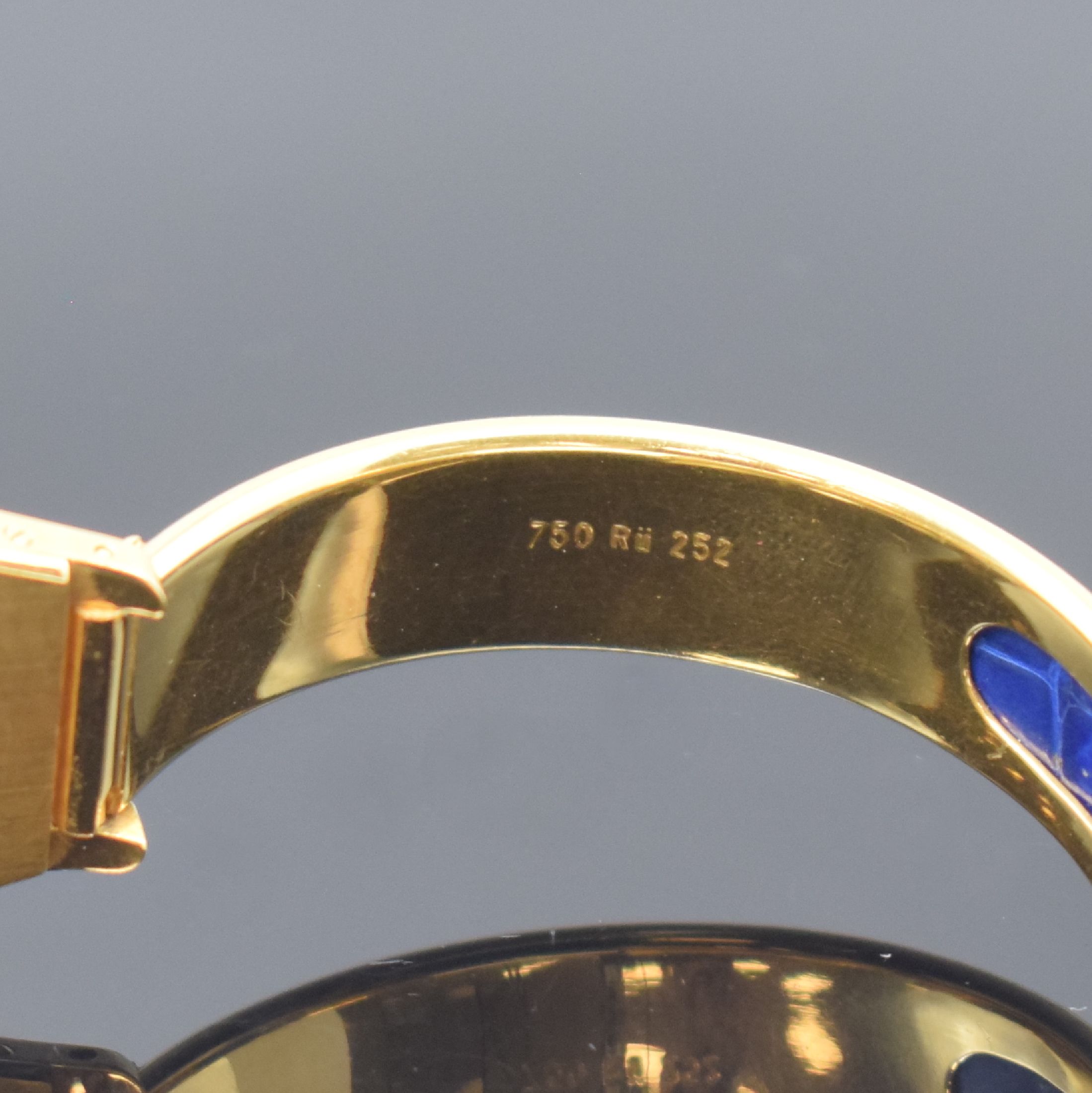 Detail b: CARTIER Paris seltene Damenarmbanduhr aus der Tortue Kollektion in GG 750/000 mit Diamantenbesatz, Frankreich/Schweiz um 1985, Handaufzug, 2-teil. ...