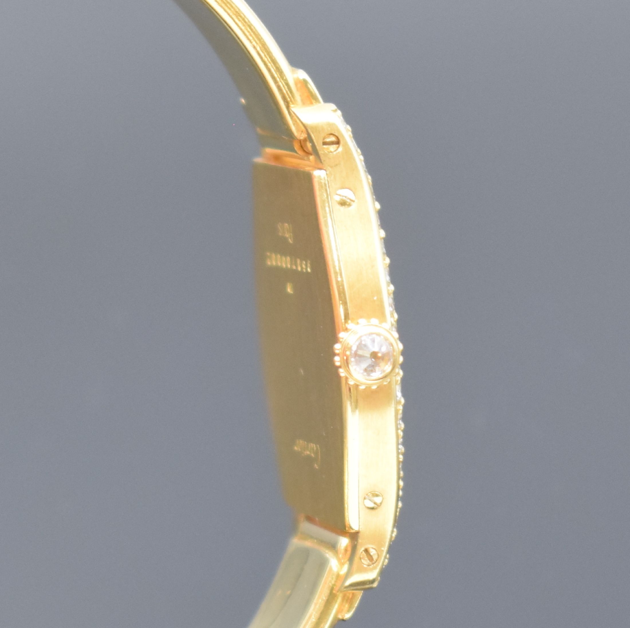 Detail d: CARTIER Paris seltene Damenarmbanduhr aus der Tortue Kollektion in GG 750/000 mit Diamantenbesatz, Frankreich/Schweiz um 1985, Handaufzug, 2-teil. ...