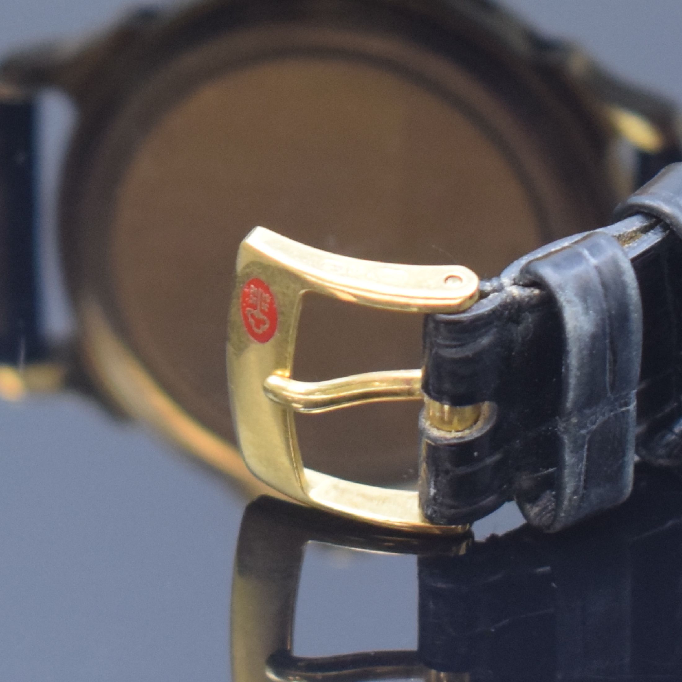 Detail b: CORUM Perpetual Temps Mecaniques auf 100 Stück limitierte Herrenarmbanduhr in GG 750/000 mitewigem Kalender Referenz 84.111.56, Schweiz um 1995, ...