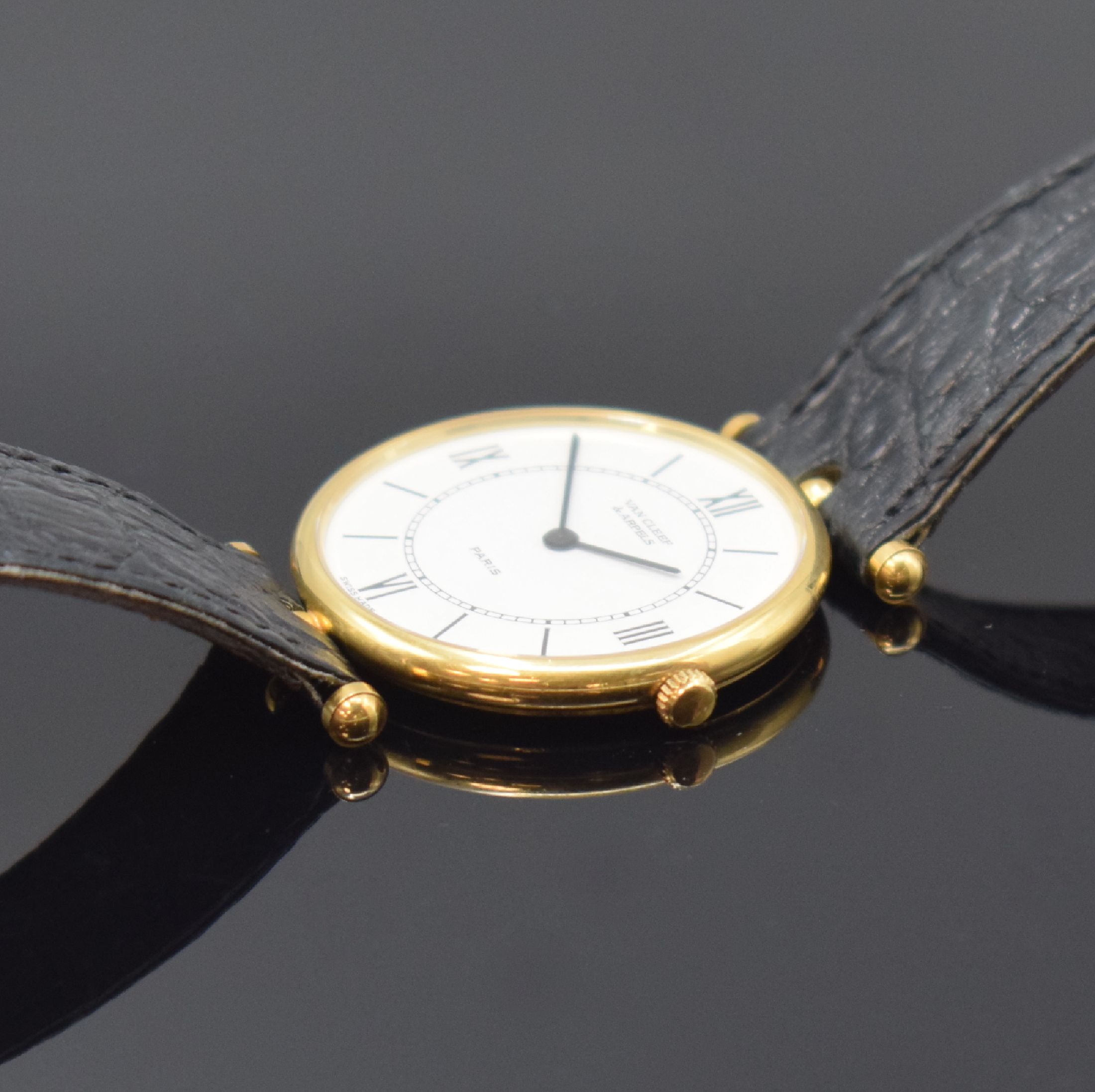 Detail c: VAN CLEEF & ARPELS Damenarmbanduhr in GG 750/000 Referenz 18101, Schweiz um 1990, quarz, Lederband m. verg. Dornschl., Boden aufgedr., weißes ...