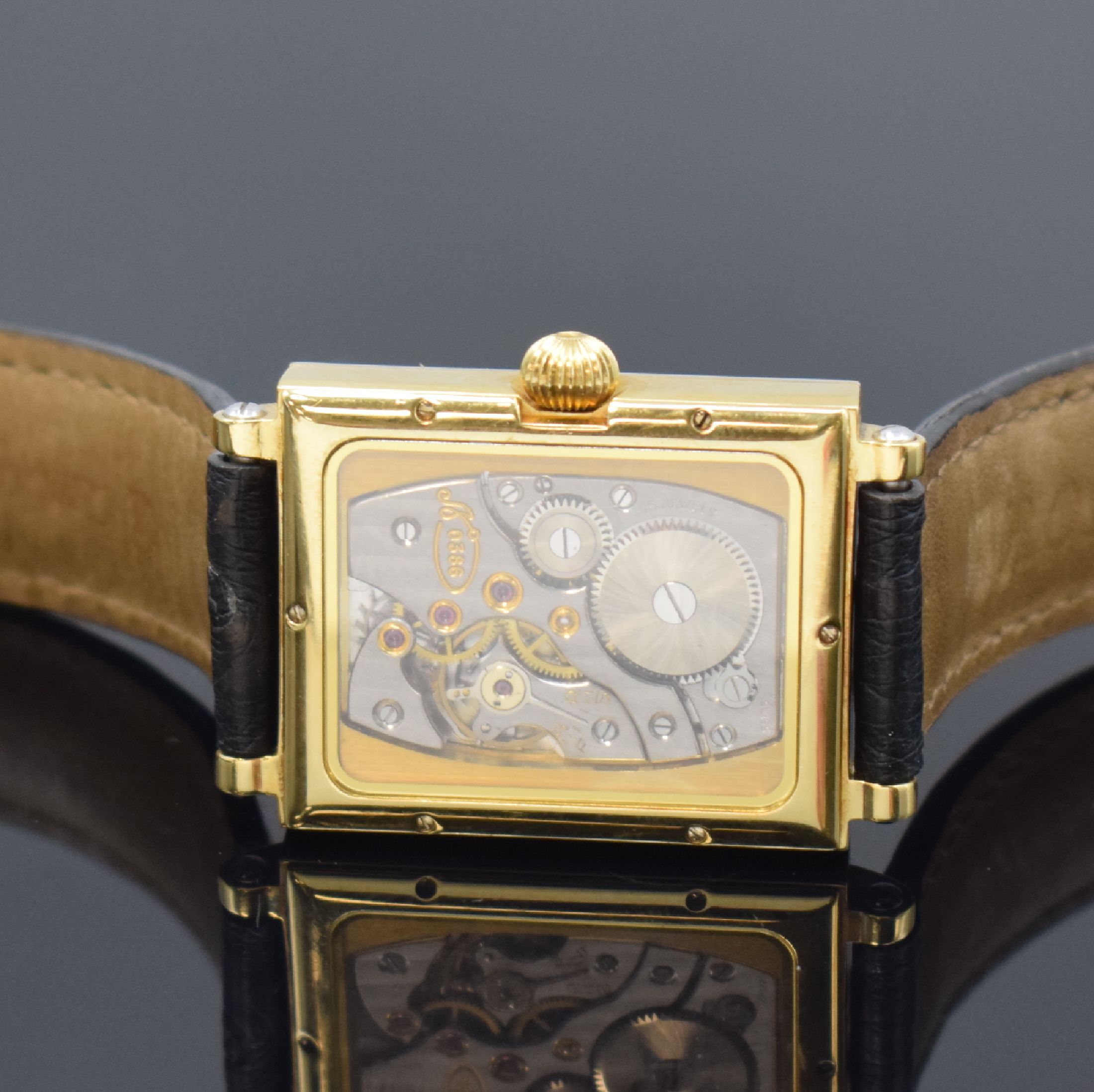 Detail d: CHRONOSWISS limitierte Herrenarmbanduhr Modell Hora Referenz CH 1351, Handaufzug, Schweiz um 1990, GG/WG 750/000 inkl. orig. Lederband m. orig. ...