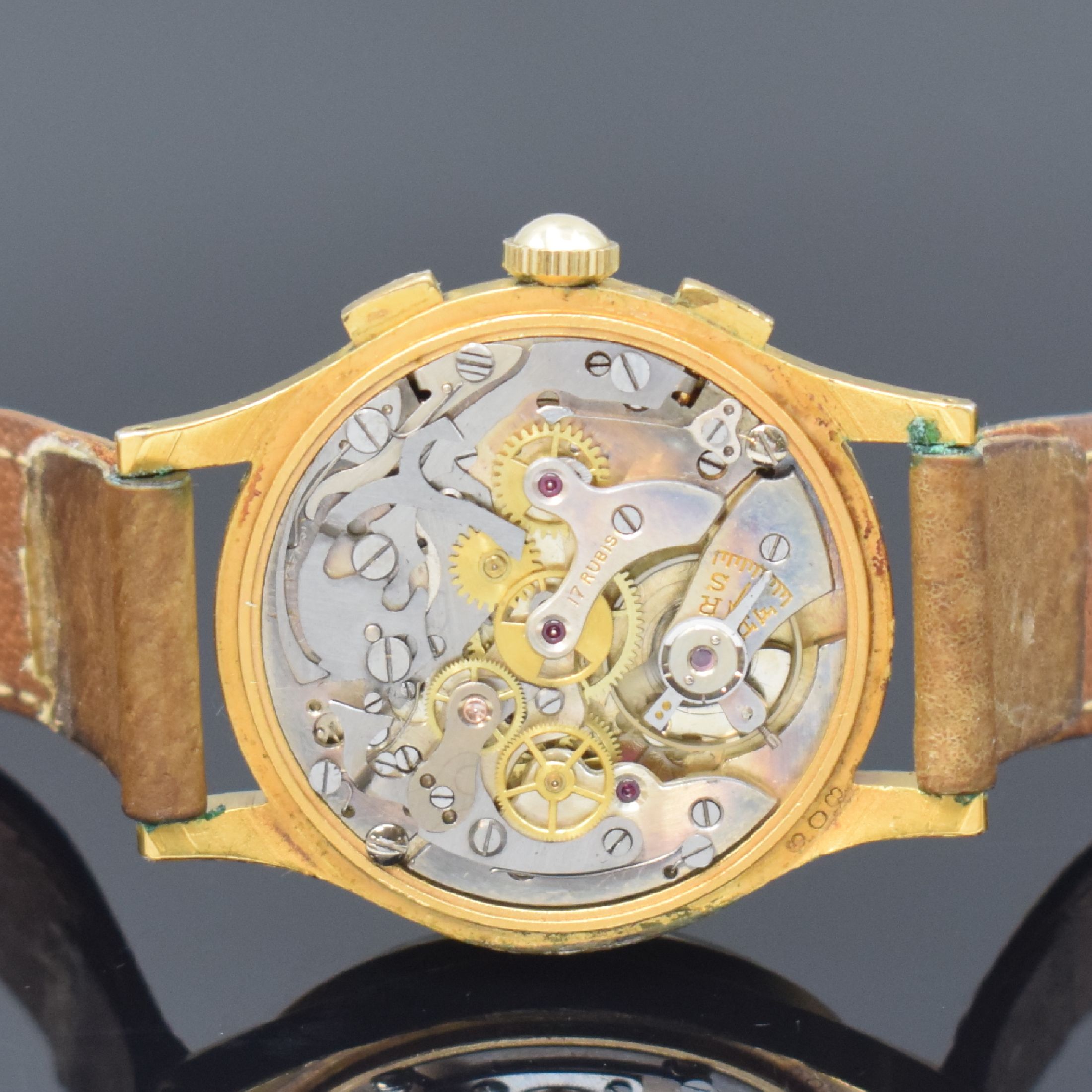 Detail d: BAUME & MERCIER Armbandchronograph, Schweiz um 1945, Handaufzug, 3-tlg. Geh., Stahlboden aufgedr., silb. Zifferbl. fl./pat., arab. Leuchtzahlen, ...