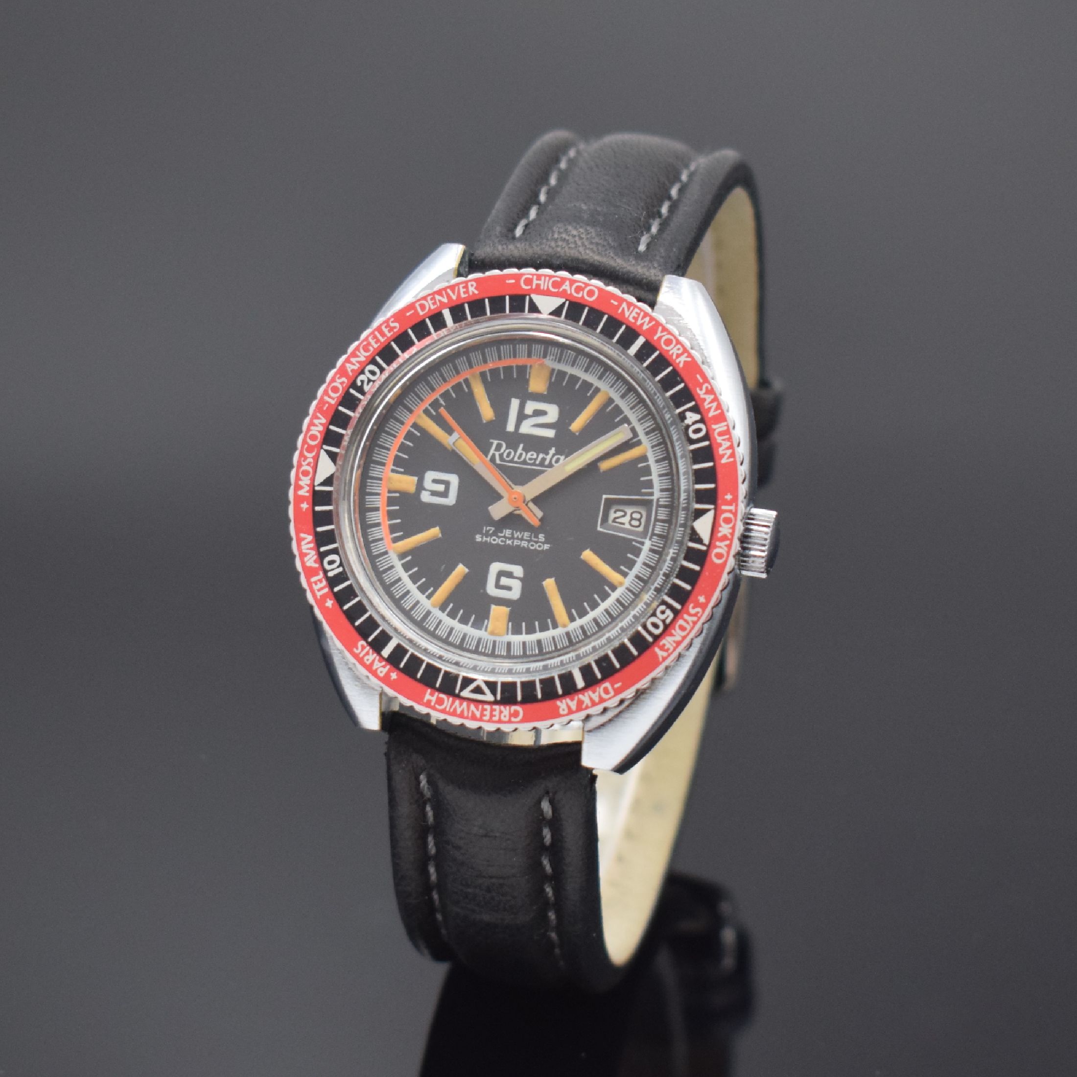 ROBERTA sportliche Herrenarmbanduhr, Deutschland / Frankreich um 1970, Handaufzug, verchr. Geh. m. verschr. Stahlboden, rot/ schwarze Drehlünette m. ...