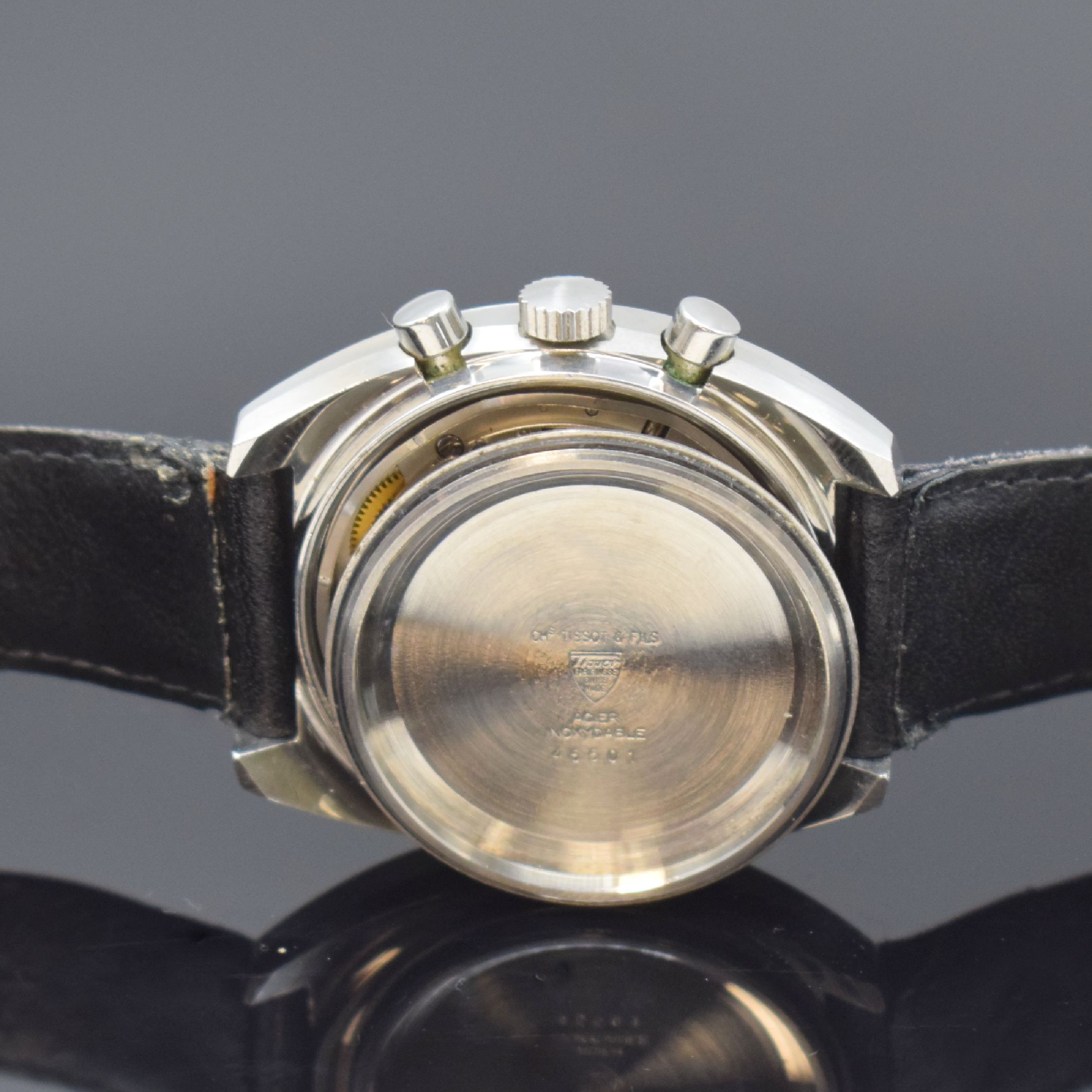 Detail f: TISSOT Navigator Armbandchronograph in Stahl Referenz 45501, Schweiz um 1975, Automatik, verschr. Geh., schwarz. Zifferbl., Leuchtindizes u. -zeiger, ...