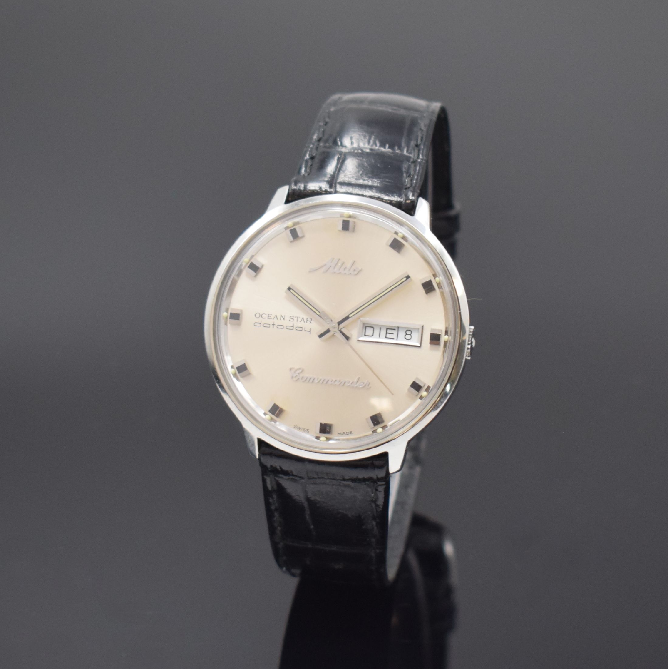 MIDO Ocean Star Datoday Commander Herren- Armbanduhr in Stahl Referenz 8419, Schweiz um 2000, Automatik, Monocoque-Geh., orig. Glas u. Krone, silb. ...