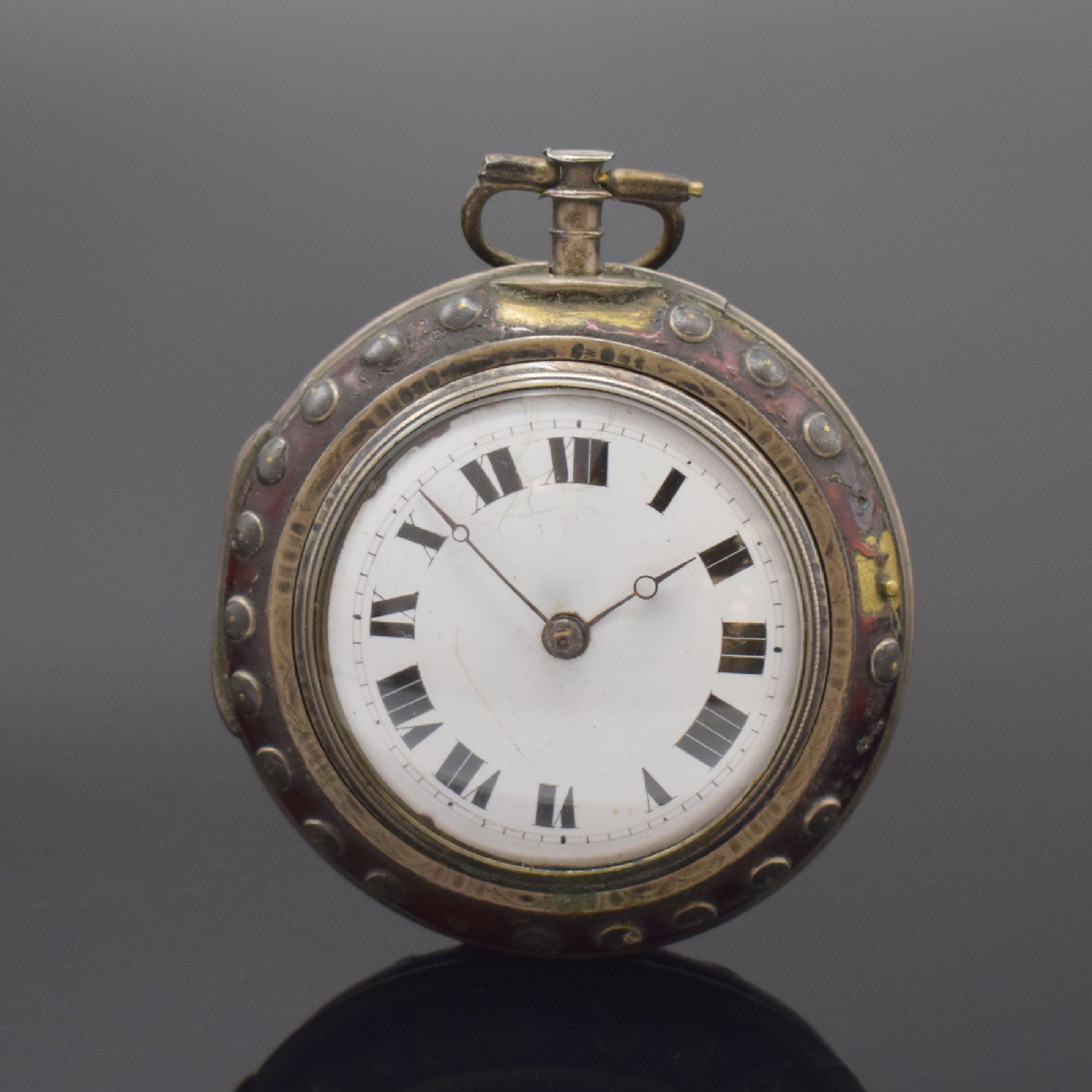 Alpenländische Spindeltaschenuhr mit Übergehäuse in Silber, um 1820, Schlüsselaufzug, glattes Innengeh., lackiertes Übergeh. m. ...