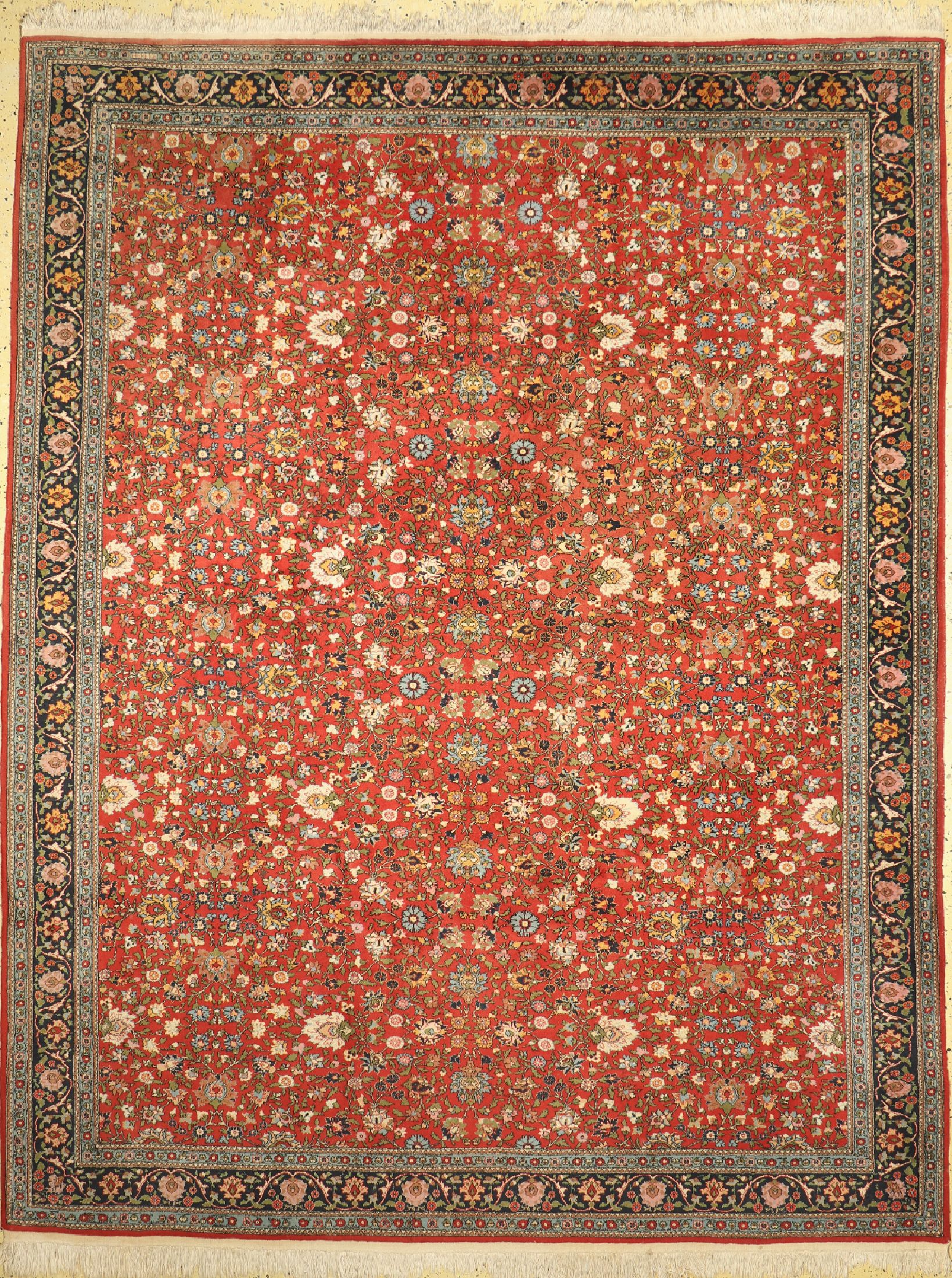Hereke signiert , Türkei, um 1960, Wolle auf Baumwolle, ca. 310 x 240 cm, EHZ: 2