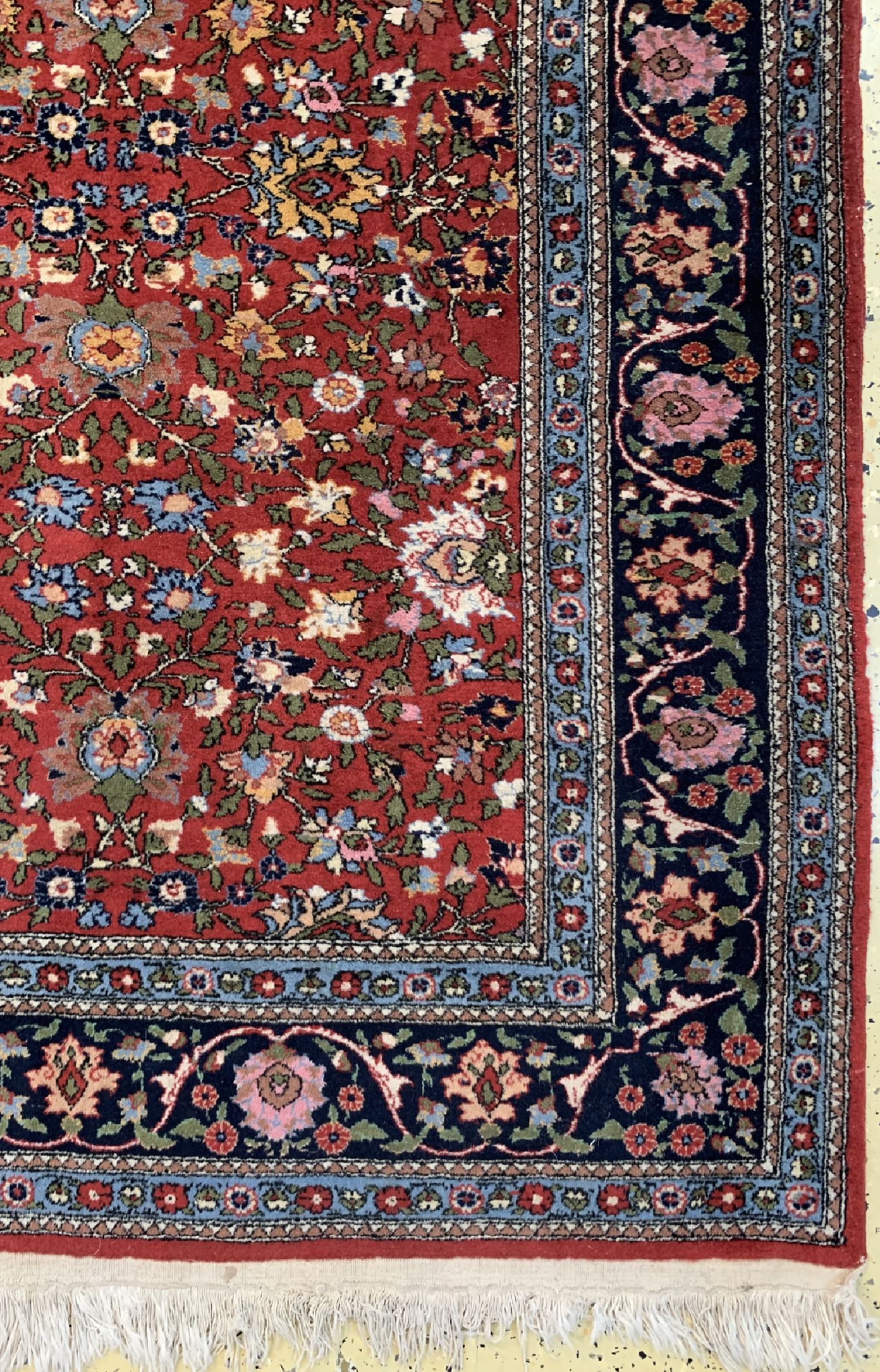 Detail a: Hereke signiert , Türkei, um 1960, Wolle auf Baumwolle, ca. 310 x 240 cm, EHZ: 2