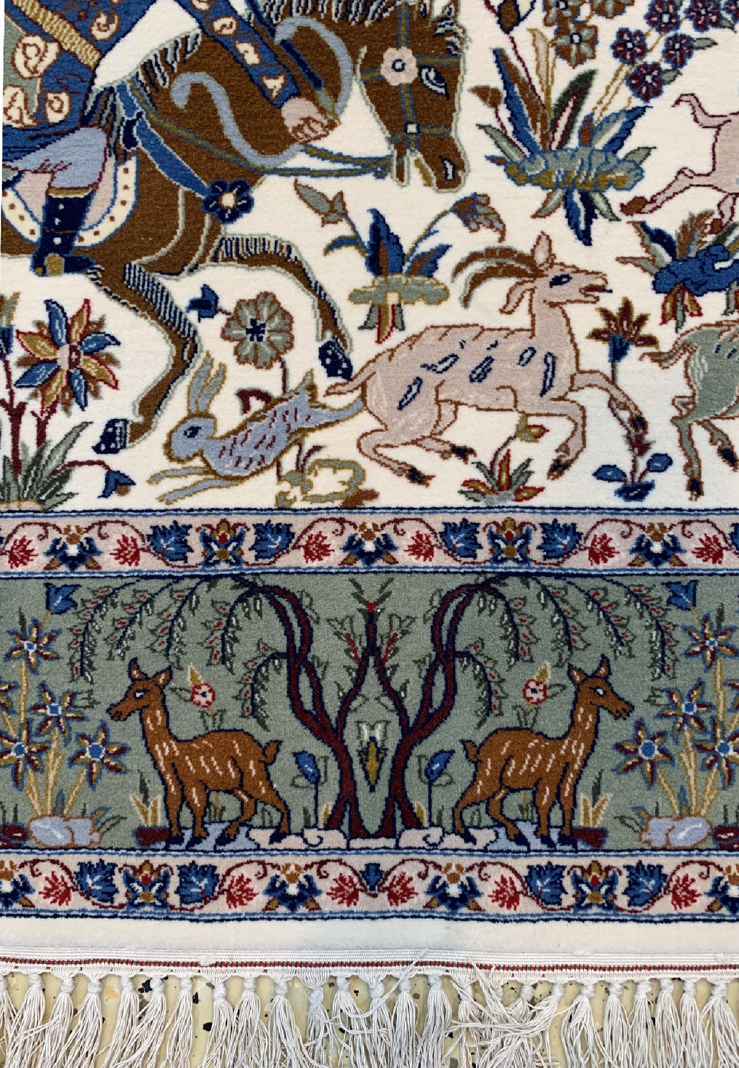 Detail b: Esfahan fein, Persien, um 1960, Korkwolle auf Seide, ca. 165 x 106 cm, ca. 1,0 Mio. Kn/qm, EHZ: 1-2