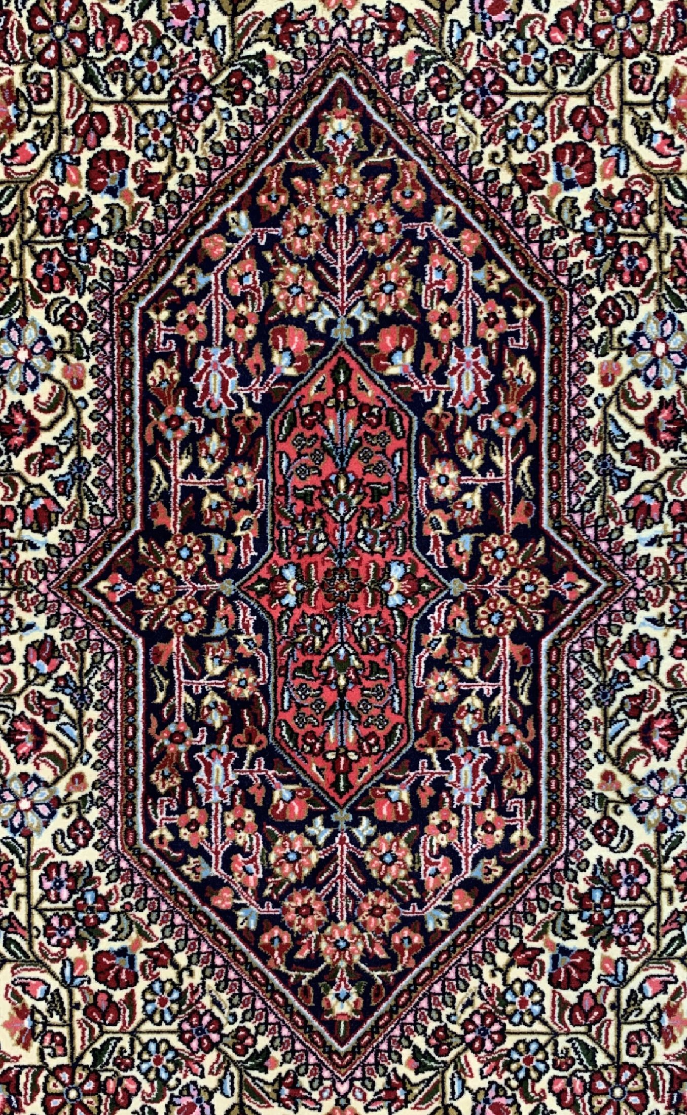 Detail c: Ghom Kork, Persien, ca. 40 Jahre, Korkwolleauf Baumwolle, ca. 227 x 145 cm, EHZ: 1-2