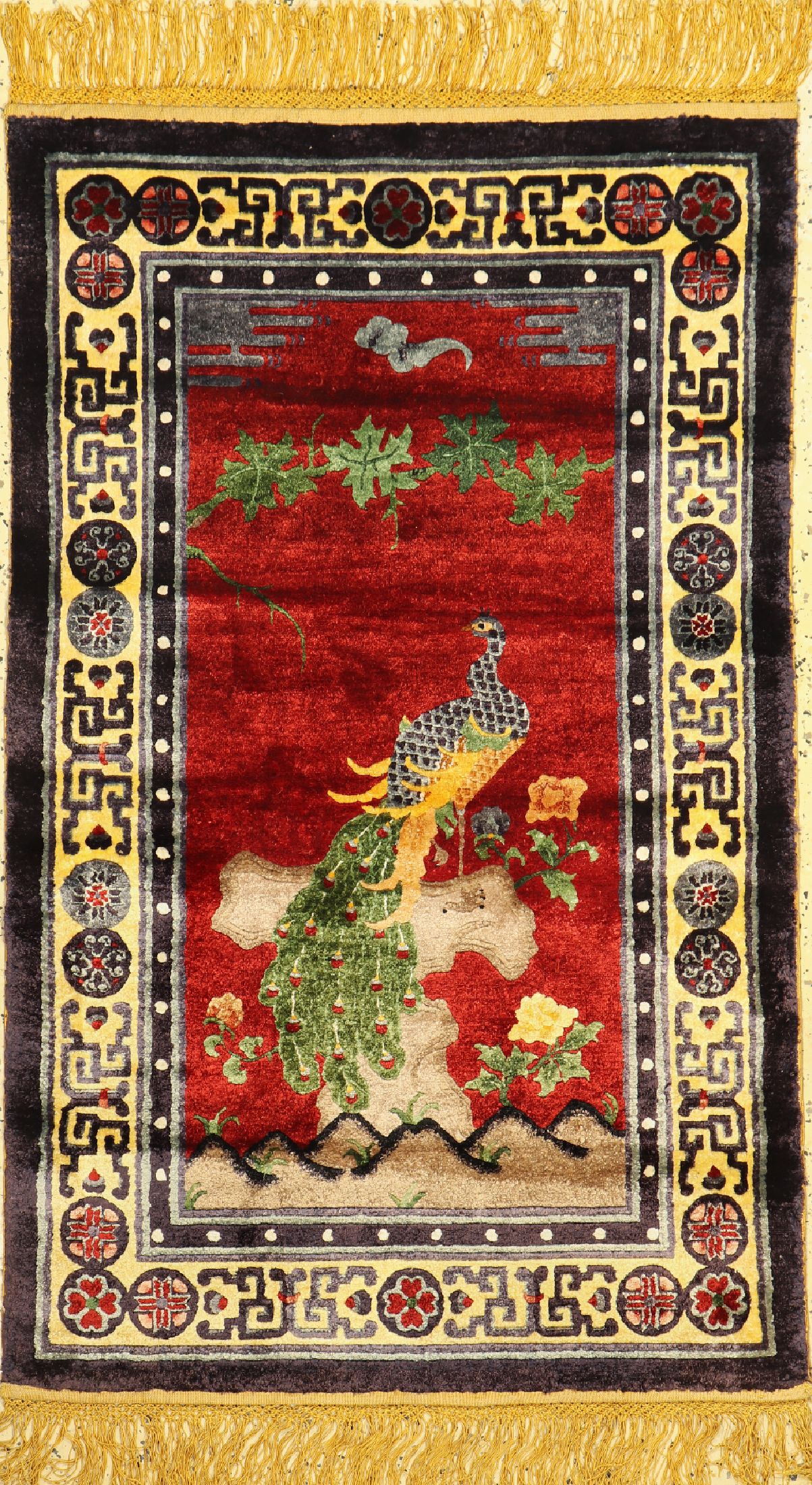 Peking Seide, China, ca. 50 Jahre, reine Naturseide, ca. 135 x 86 cm, EHZ: 1-2