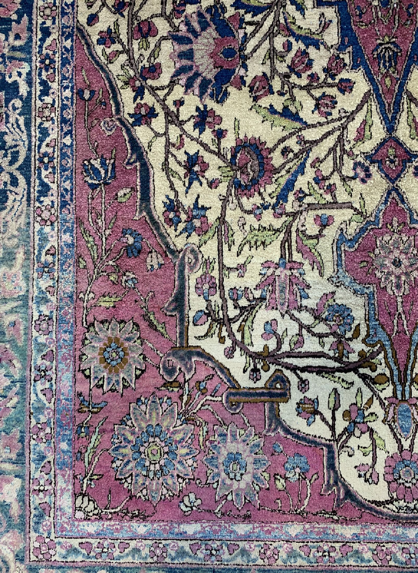Detail a: Keschan"Mohtascham"Seide, Persien, um 1900,reine Naturseide, ca. 200 x 127 cm, gereinigt,EHZ: 1-2