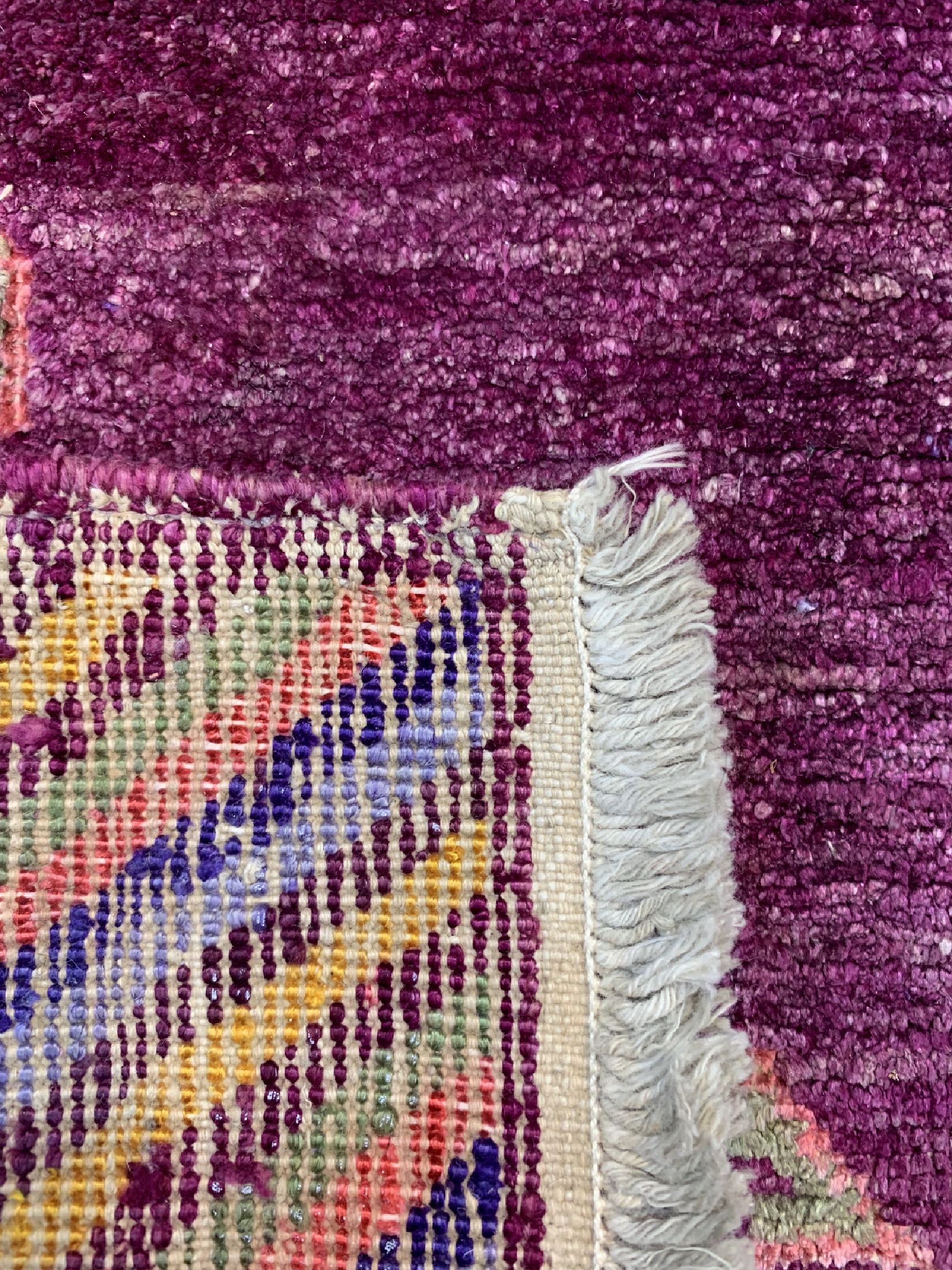 Detail c: Antiker Seiden Khotan, Turkestan, 19.Jhd, Seide auf Baumwolle, ca. 86 x 86 cm, EHZ: 2-3,oxidiert