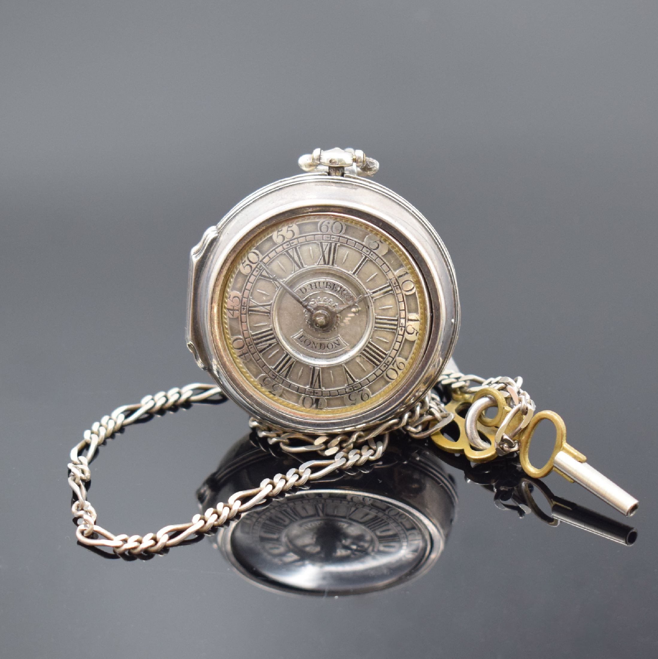 D. HUBERT London frühe Doppelgehäuse- Spindeltaschenuhr in Silber, Hallmark 1735, glatte Geh. dell., silb., sign. Champleve- Zifferbl., Stahl ...
