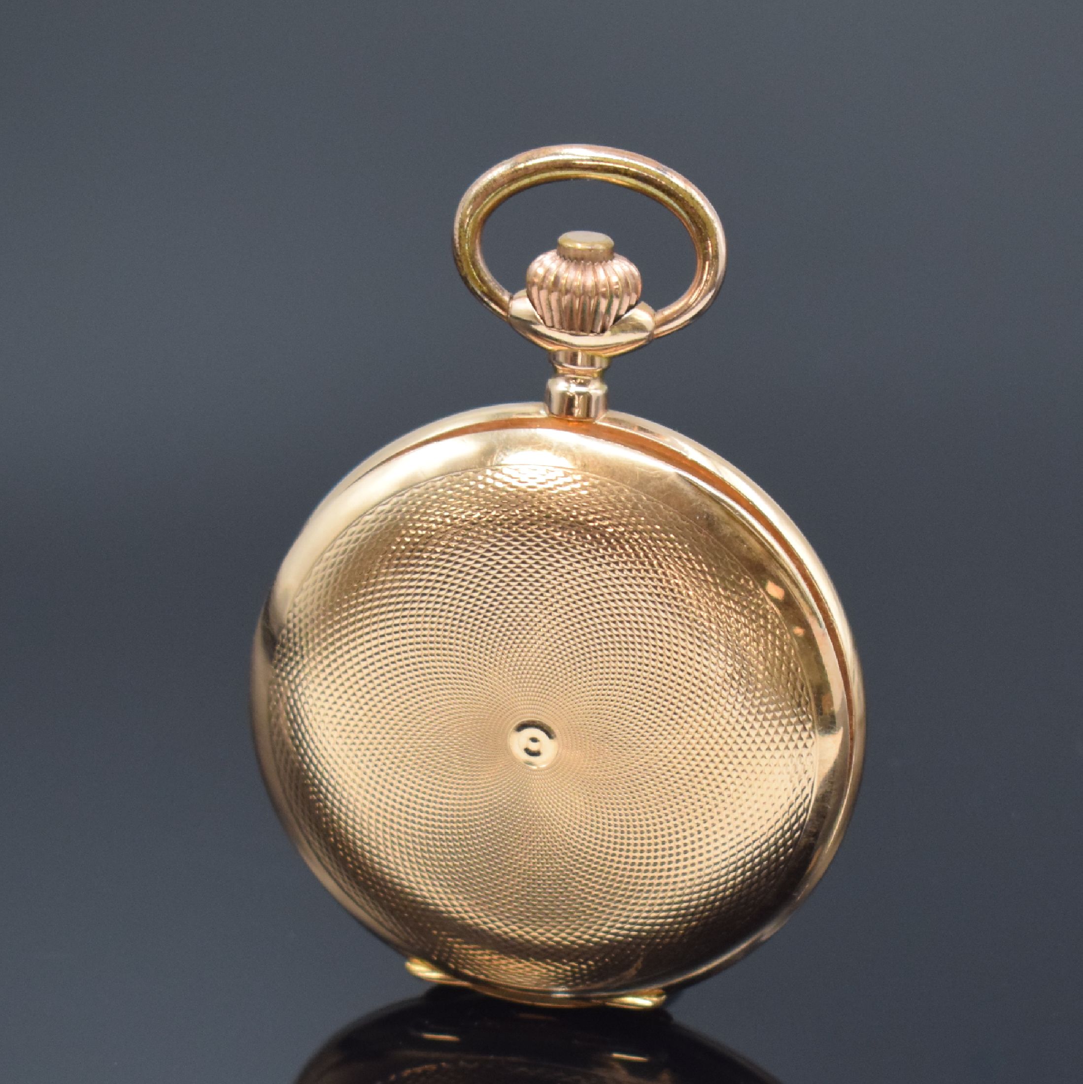 Detail c: LUDWIG SIMON Berlin / Mobile Herrensavonette in RG 585/000, Schweiz um 1905, guill. 2- Deckel Goldgeh. dell., Sprungdeckel m. grav. Monogramm, sign. ...