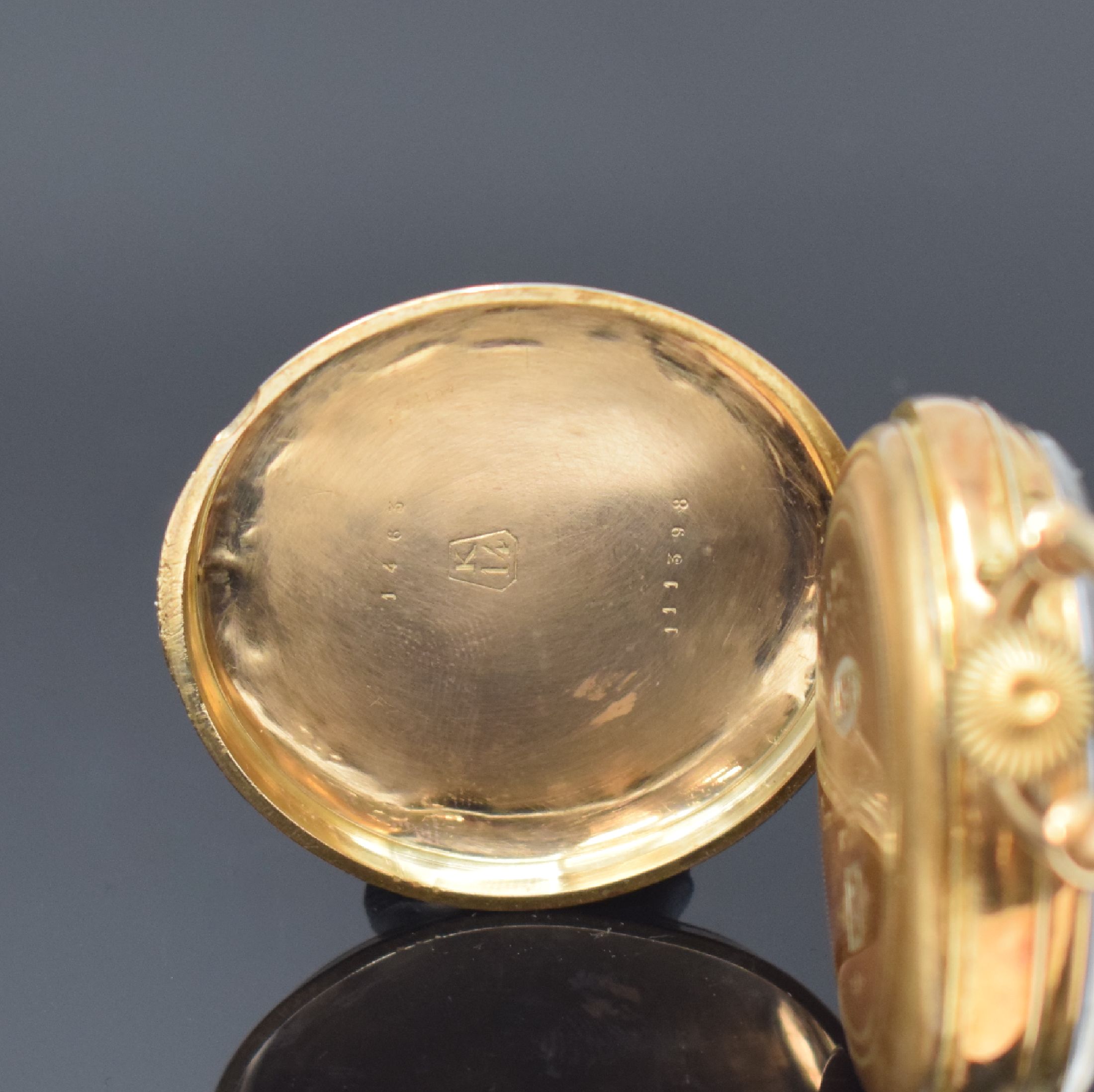 Detail b: Offene Herrentaschenuhr in GG 585/000, Schweiz um 1890, guill. Geh. dell., verg. Cuv., Emailzifferbl. m. röm. Zahlen, Zeiger später, ...