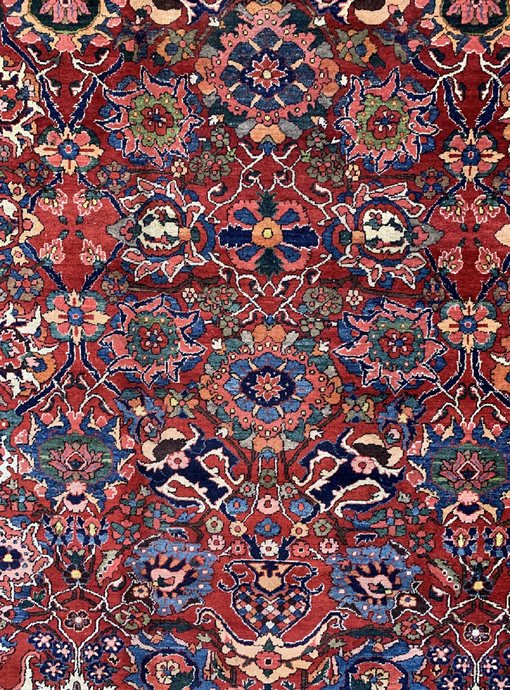 Detail c: Bachtiar alt fein, Persien, um 1940, Wolle auf Baumwolle, ca. 400 x 260 cm, EHZ: 2(kleine Florfehlstellen)
