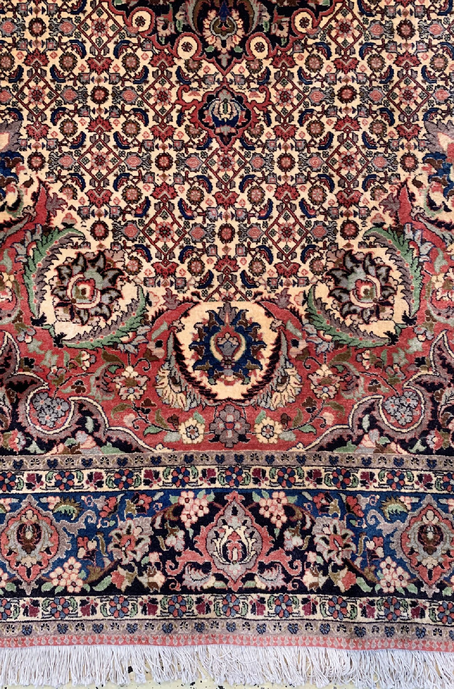 Detail b: Bidjar fein, Persien, ca. 60 Jahre, Korkwolle auf Baumwolle, ca. 295 x 255 cm, EHZ: 2