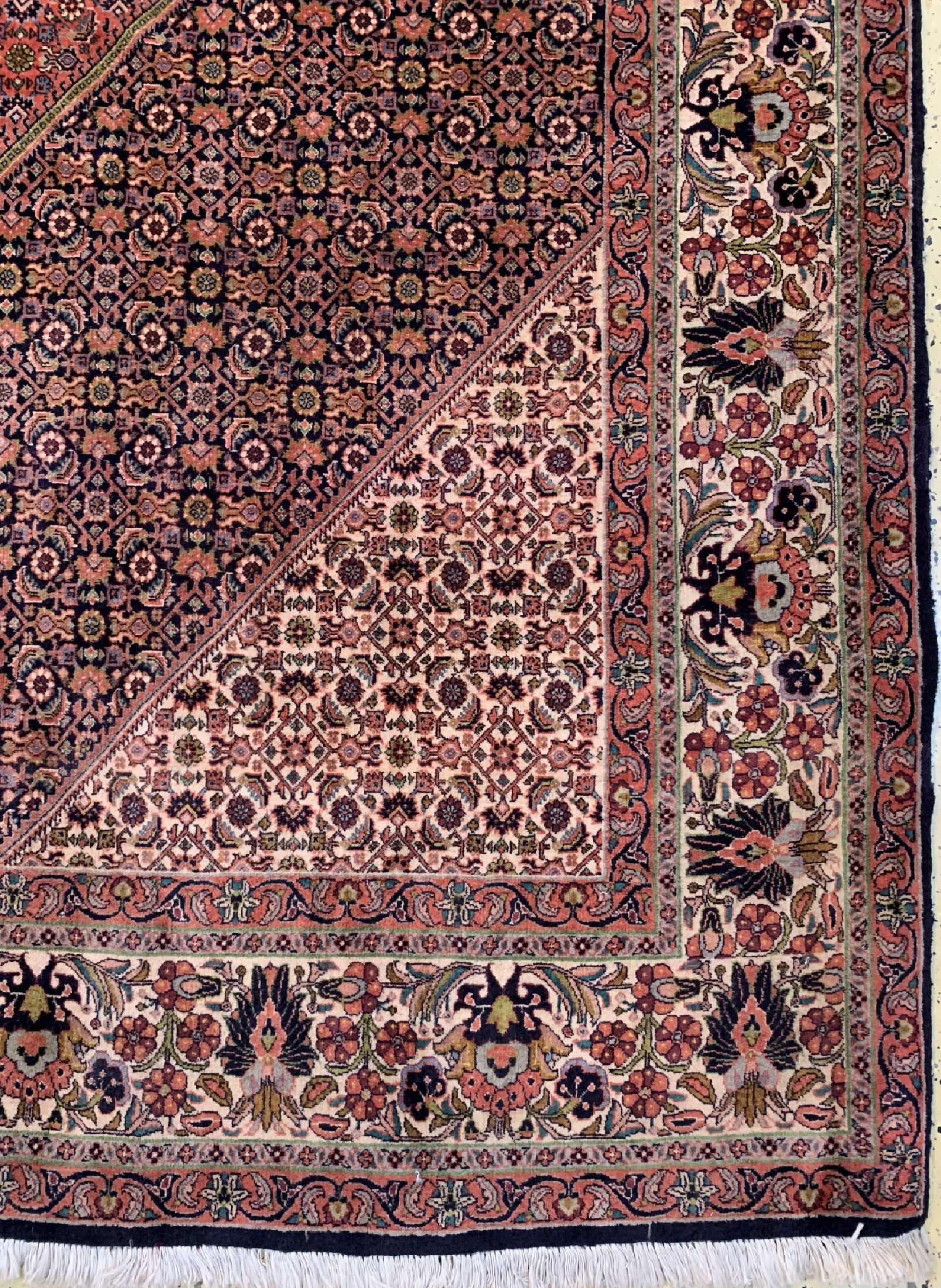 Detail a: Bidjar fein, Persien, ca. 60 Jahre, Korkwolle auf Baumwolle, ca. 400 x 310 cm, EHZ: 2
