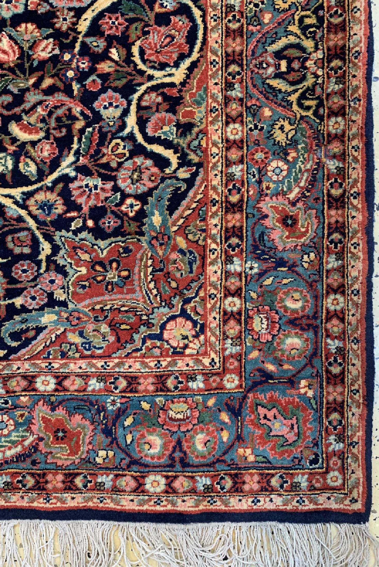 Detail a: Djosan alt, Persien, um 1950, Wolle auf Baumwolle, ca. 210 x 130 cm, EHZ: 2, (Mottenfraß)
