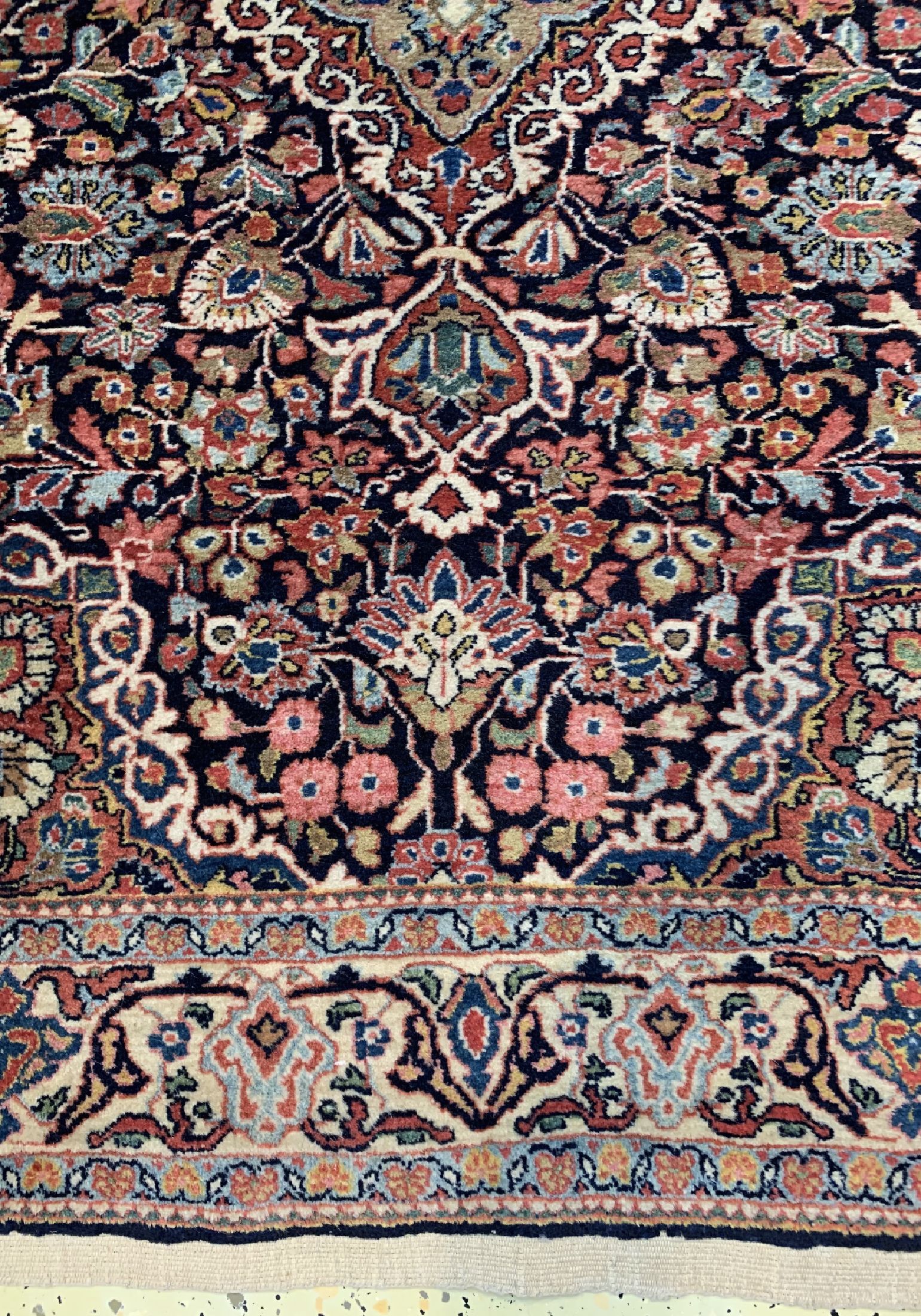 Detail b: Djosan alt, Persien, um 1930, Wolle auf Baumwolle, ca. 153 x 105 cm, EHZ: 2