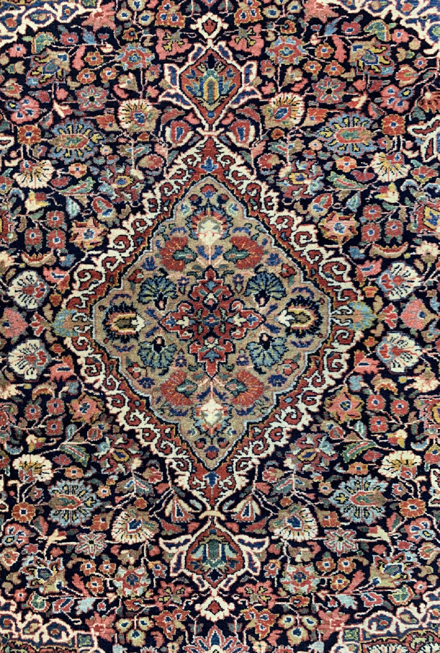 Detail c: Djosan alt, Persien, um 1930, Wolle auf Baumwolle, ca. 153 x 105 cm, EHZ: 2