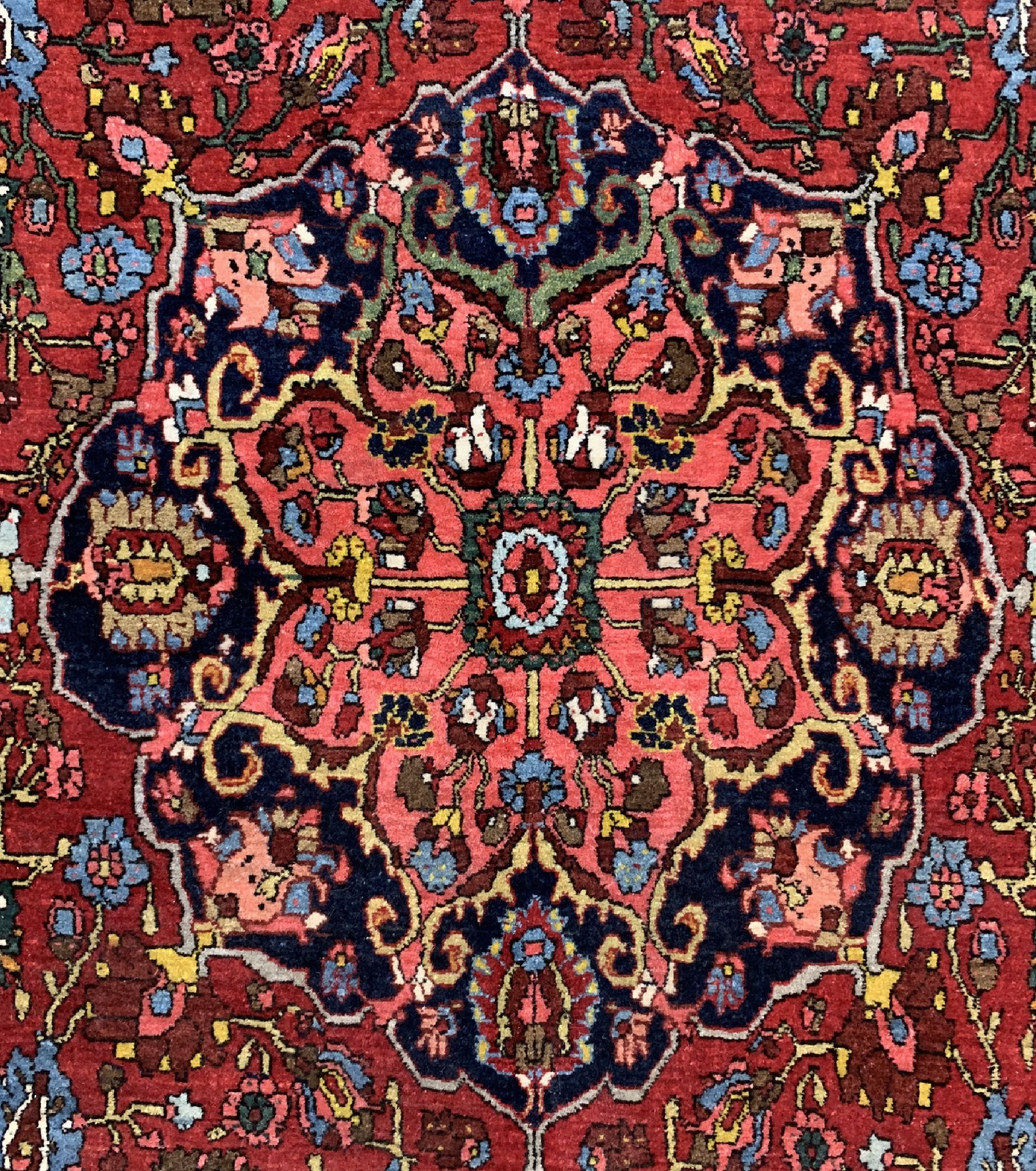 Detail c: Antiker Bidjar, Persien, um 1920, Wolle aufBaumwolle, ca. 205 x 133 cm, EHZ: 1-2