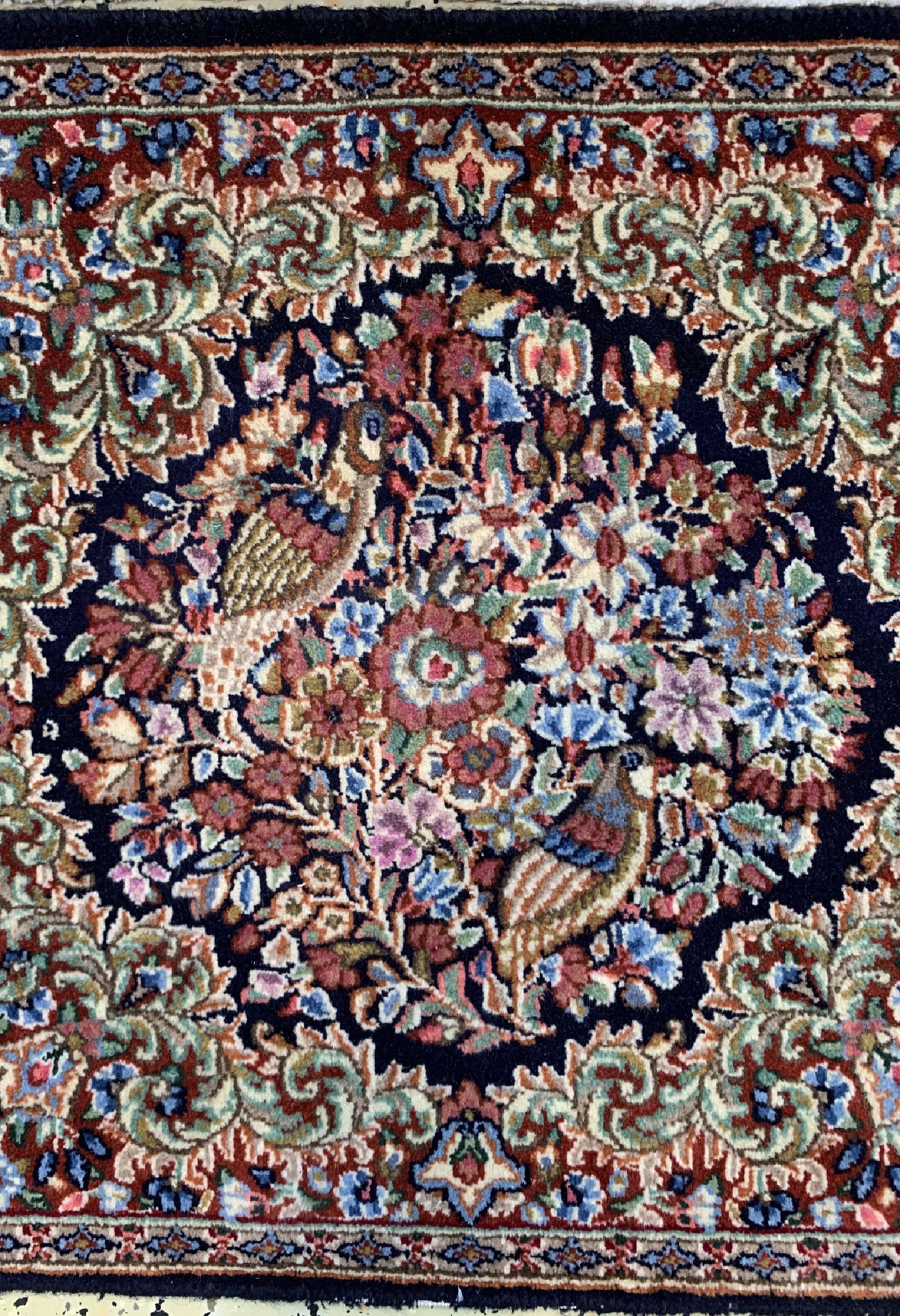 Detail a: 3 Lots Kerman fein, Persien, ca. 50 Jahre, Korkwolle auf Baumwolle, ca. 53 x 53 cm, EHZ: 2