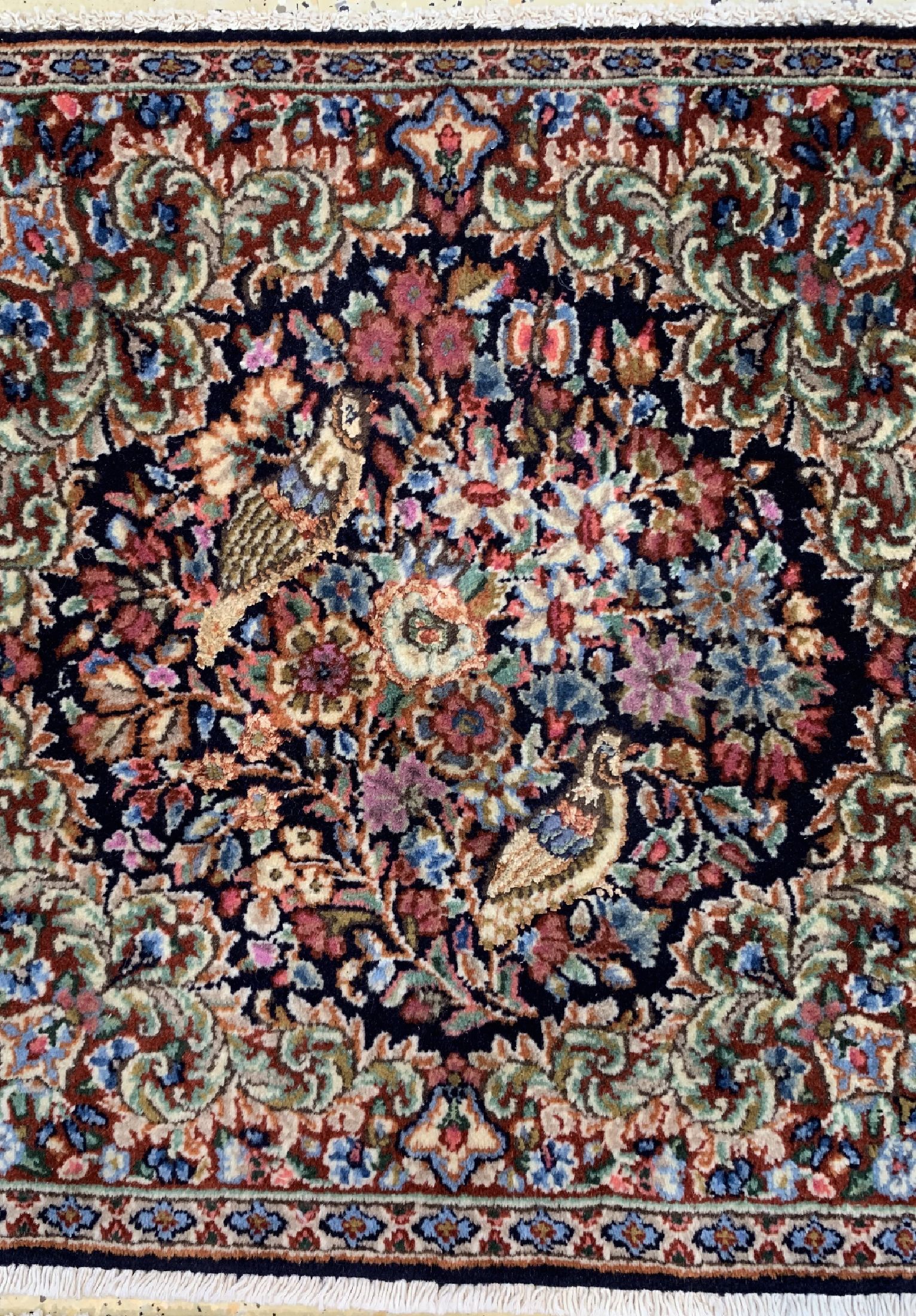 Detail c: 3 Lots Kerman fein, Persien, ca. 50 Jahre, Korkwolle auf Baumwolle, ca. 53 x 53 cm, EHZ: 2