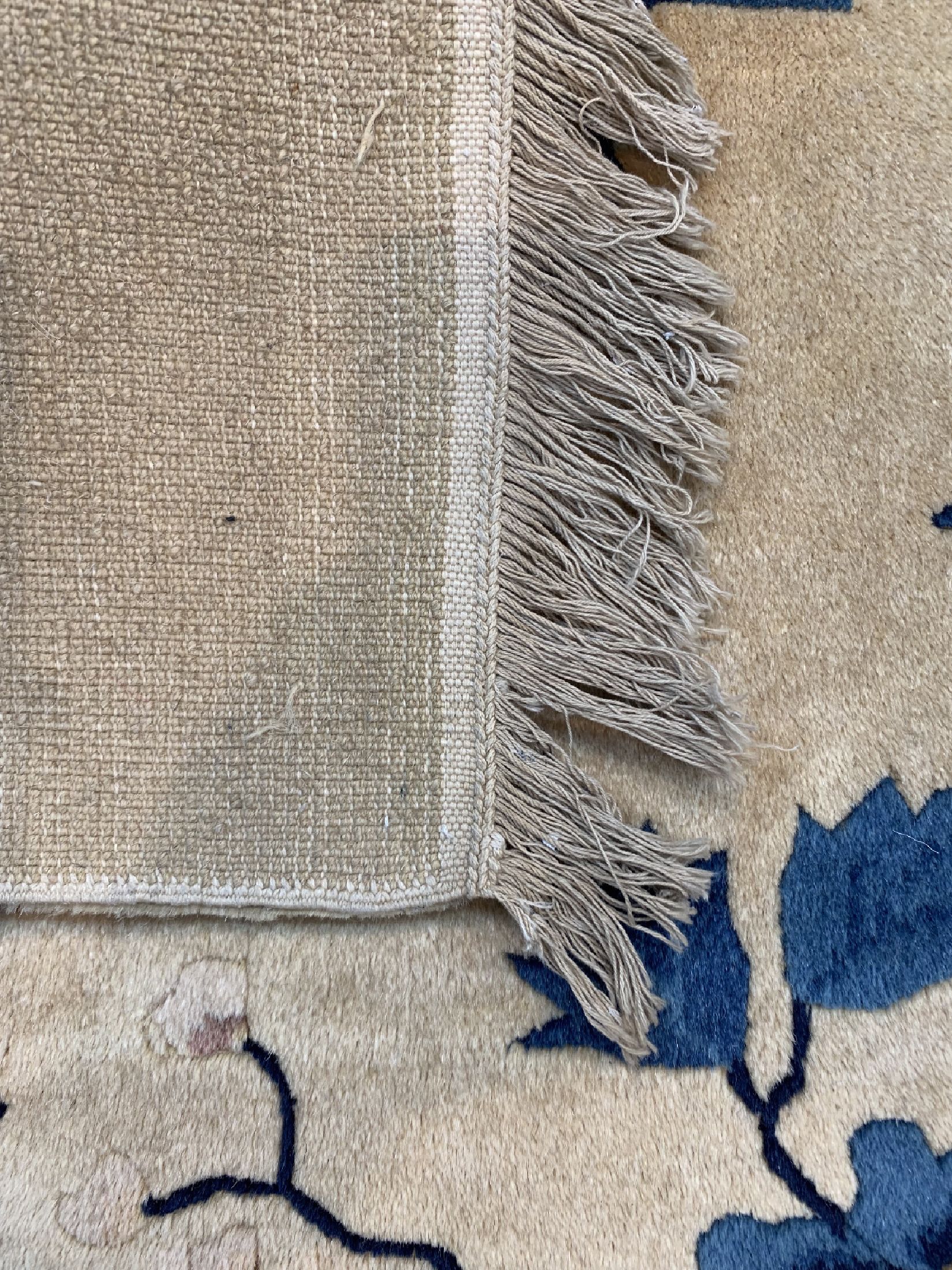 Detail d: Antique finished, China, ca. 40 Jahre, Wolle auf Baumwolle, ca. 93 x 156 cm, EHZ: 2
