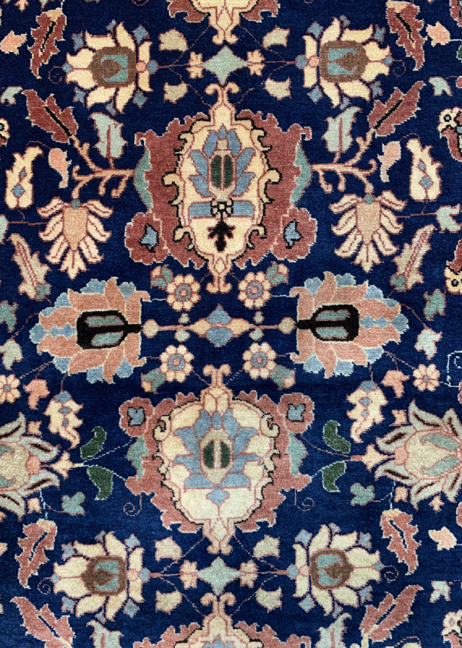 Detail c: Weramin Kork fein, Persien, ca. 40 Jahre, Korkwolle auf Baumwolle, ca. 147 x 110 cm, EHZ: 2