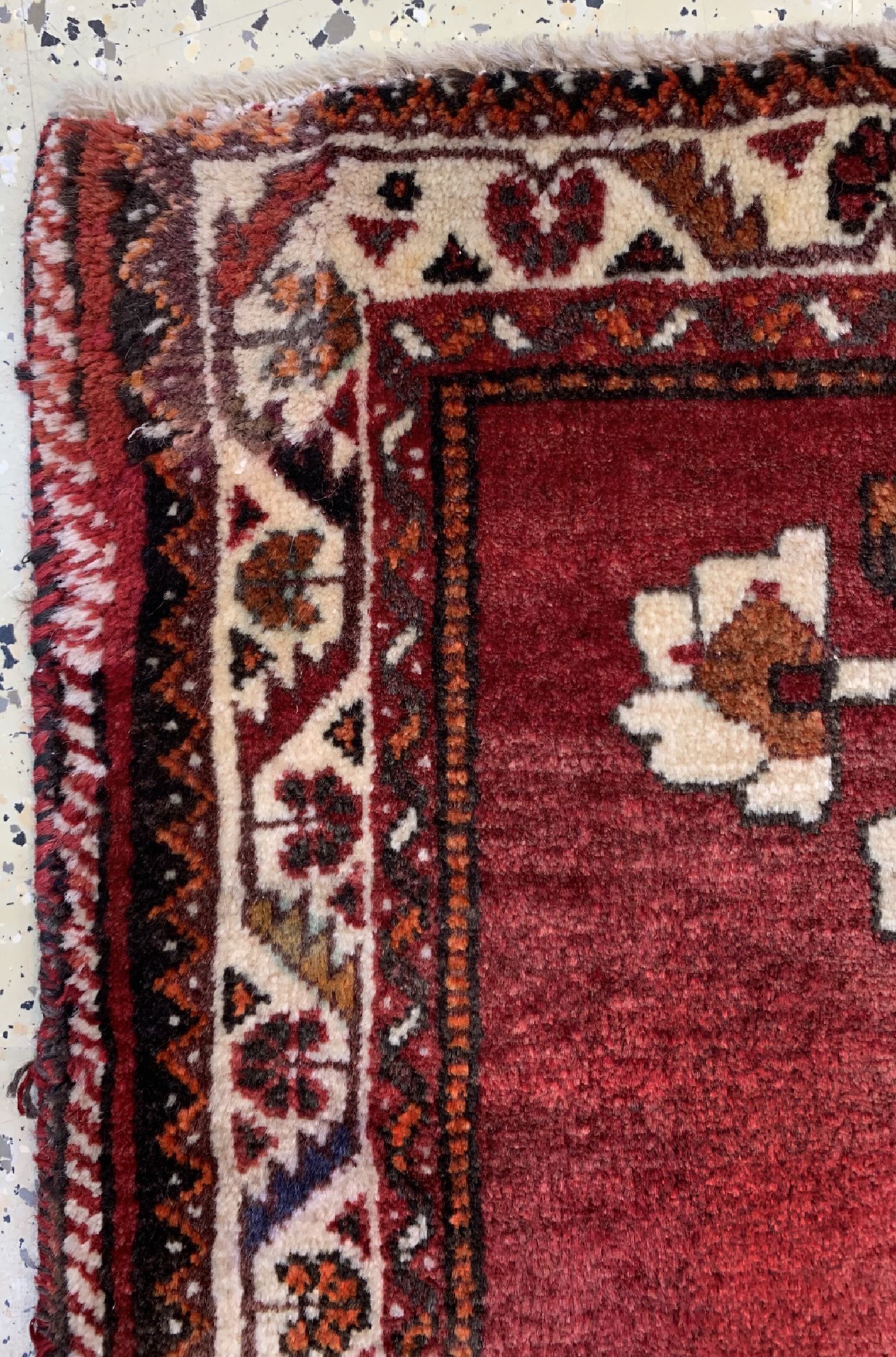 Detail c: Ghaschgai alt, Persien, ca. 60 Jahre, Wolleauf Wolle, ca. 160 x 123 cm, EHZ: 2, (Restauriert)