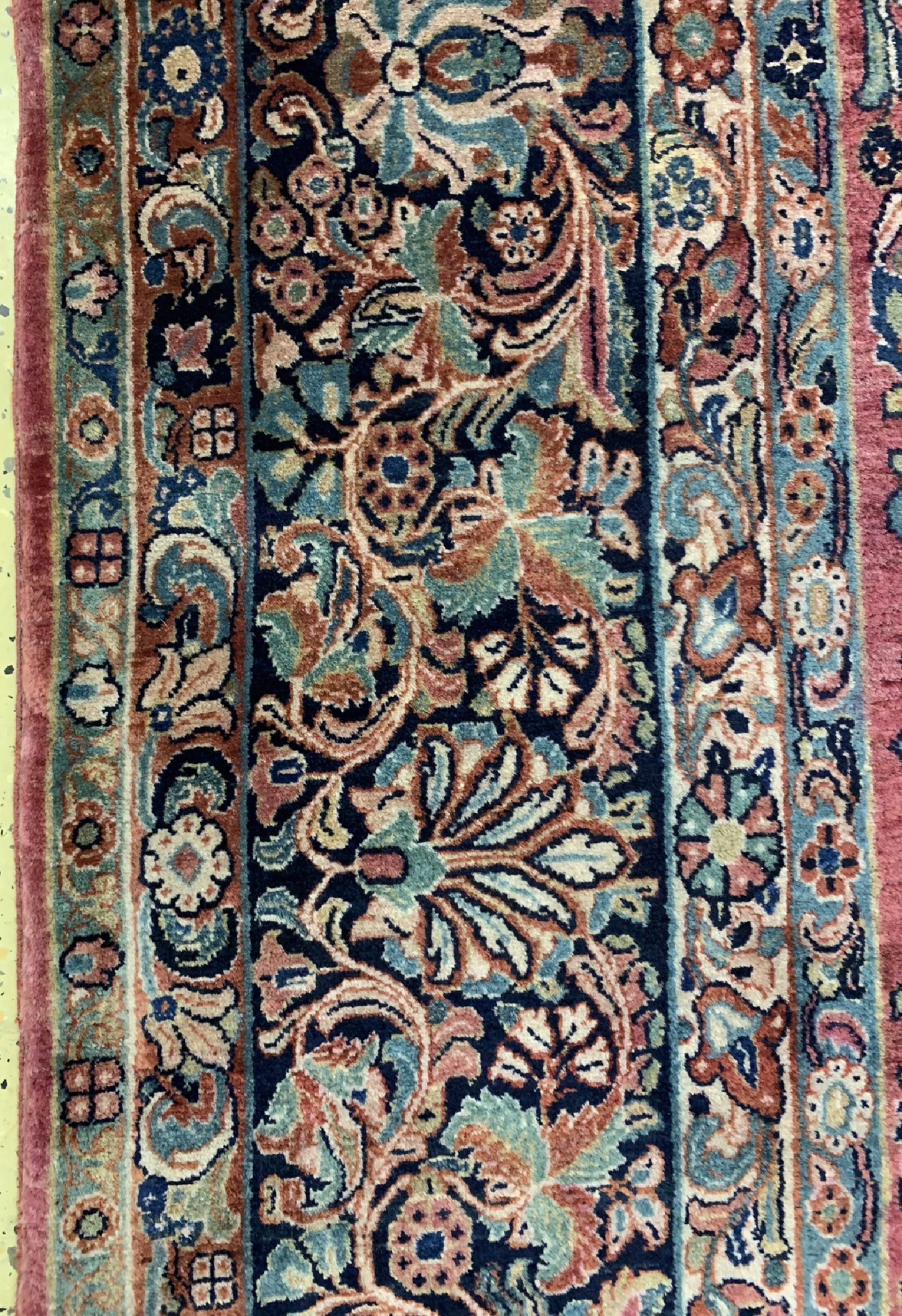Detail d: Us Re-Import Sarogh, Persien, um 1930/1940,Korkwolle auf Baumwolle, ca. 430 x 320 cm, EHZ: 2