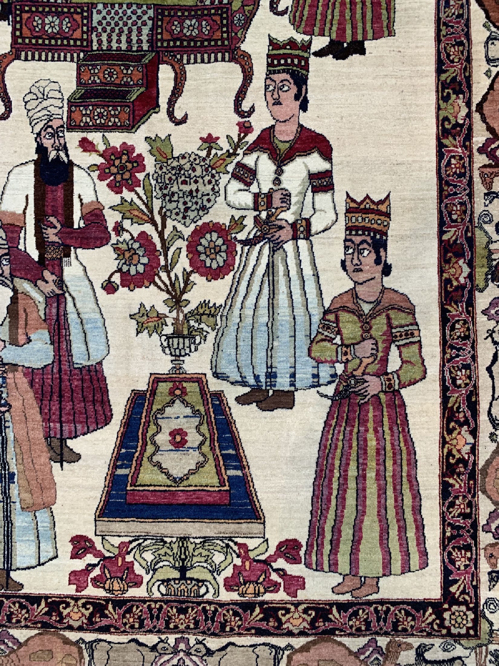 Detail a: Antiker Kerman Persien, "Nader Shah Afshar" , 19.Jhd, Wolle auf Baumwolle, ca. 225 x 143 cm, EHZ: 2, (2 kleine Restaurierungen)