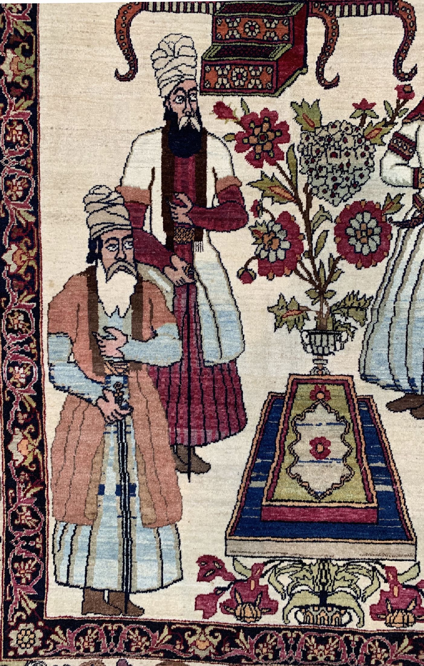 Detail b: Antiker Kerman Persien, "Nader Shah Afshar" , 19.Jhd, Wolle auf Baumwolle, ca. 225 x 143 cm, EHZ: 2, (2 kleine Restaurierungen)