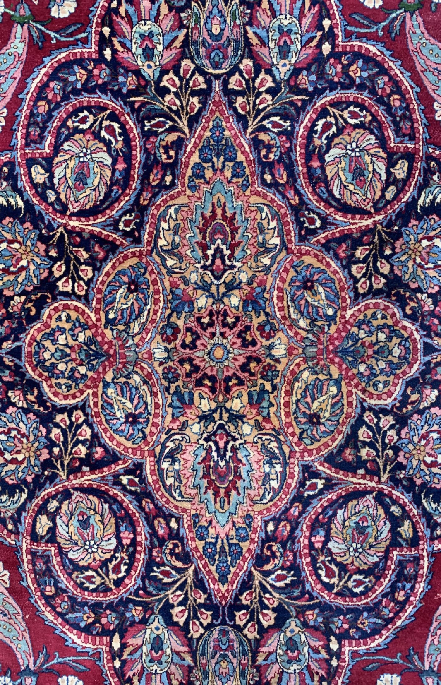 Detail c: Kerman alt, Persien, um 1950, Wolle auf Baumwolle, ca. 395 x 300 cm, EHZ: 3